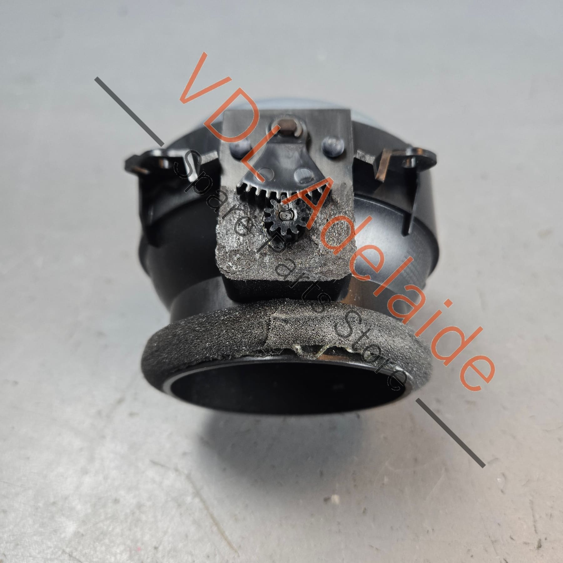 36A819201    Bentley Bentayga Front Outer Air Vent 36A819201