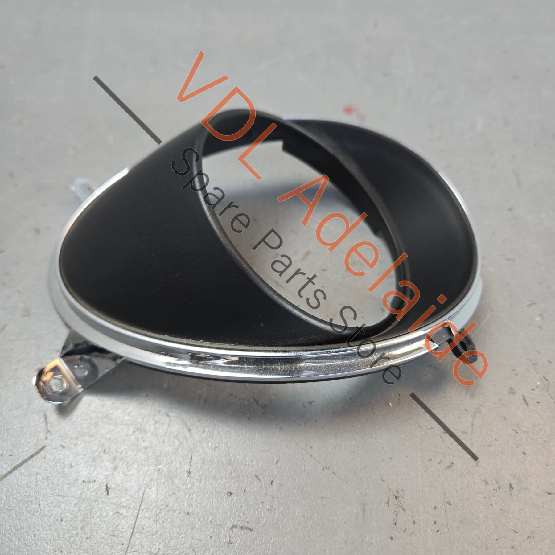 36A858741    Bentley Bentayga Front Centre Air Vent Trim 36A858741 Left