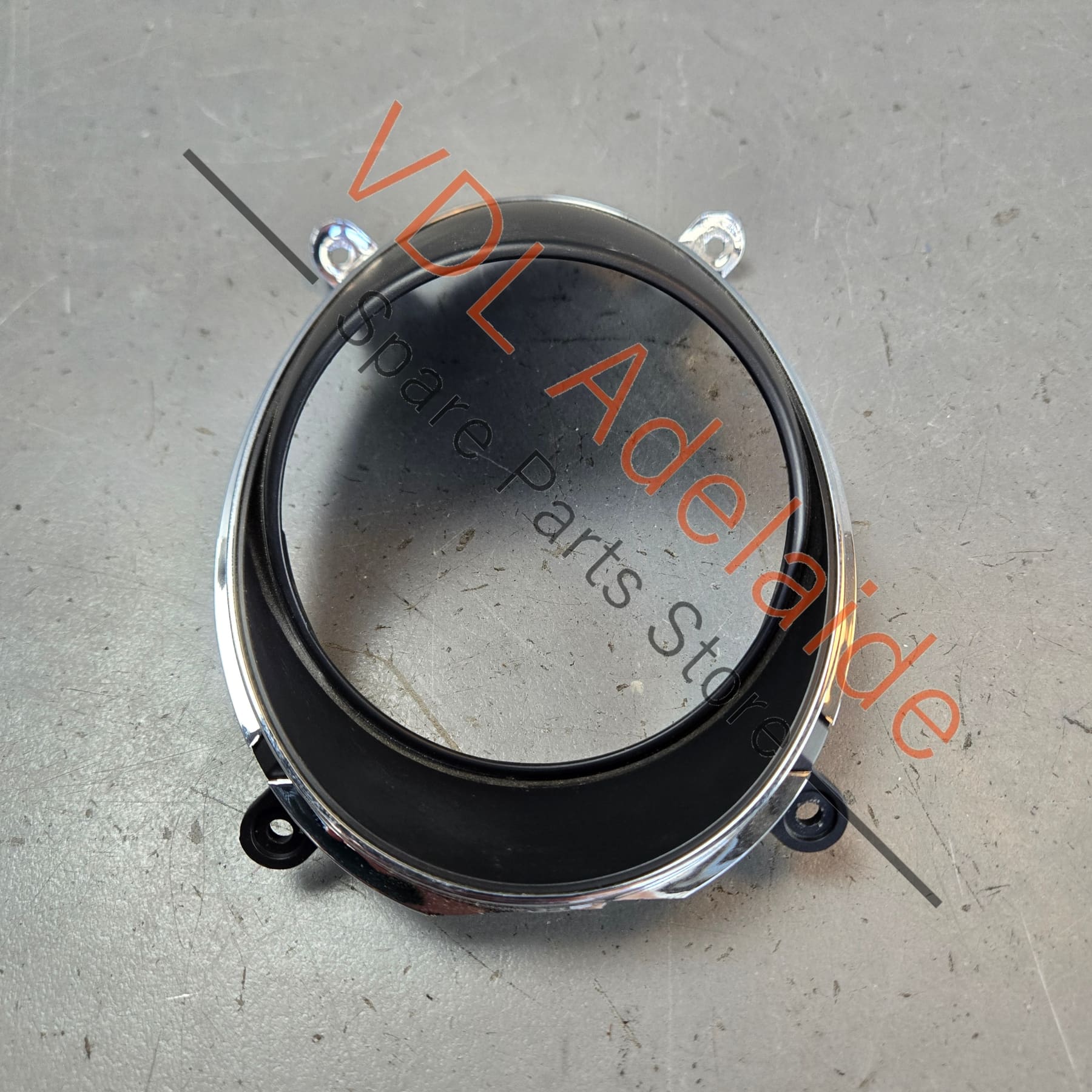 36A858742    Bentley Bentayga Front Centre Air Vent Trim 36A858742 Right