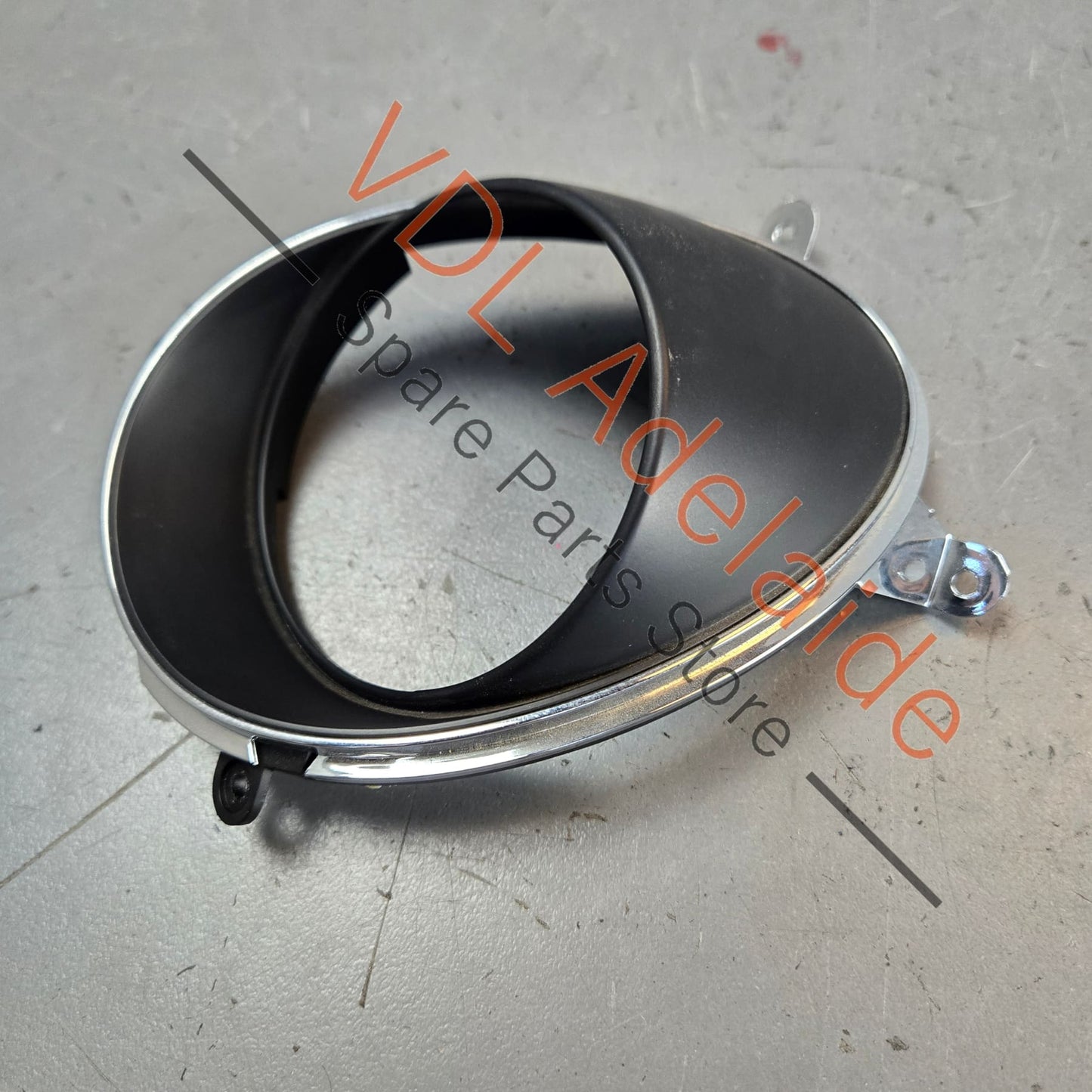 36A858742    Bentley Bentayga Front Centre Air Vent Trim 36A858742 Right