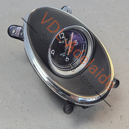 36A919204C    Bentley Bentayga Analogue Clock with trim 36A919204C