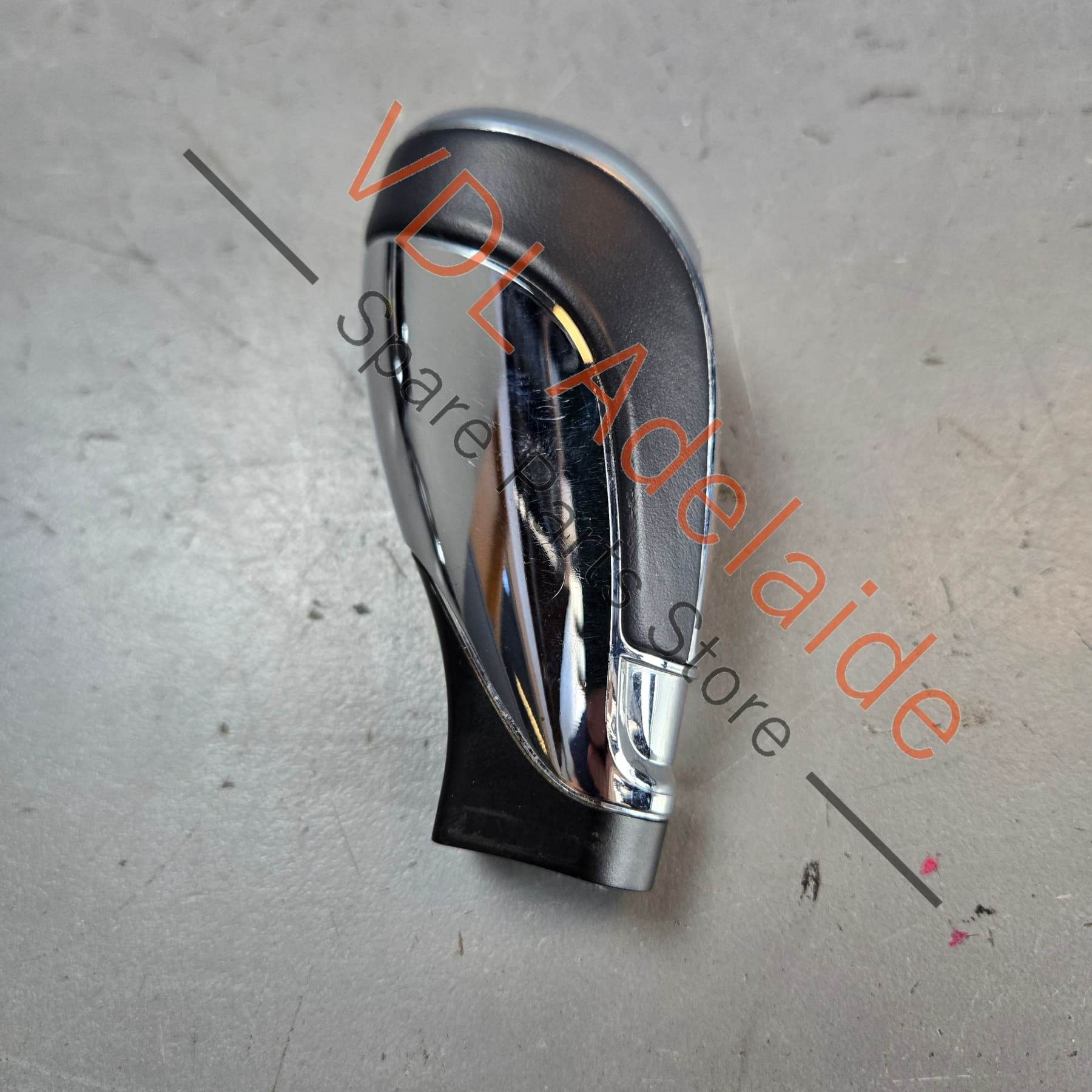 36C711118C    Bentley Bentayga RHD Gear Stick Shifter Knob 36C711118C