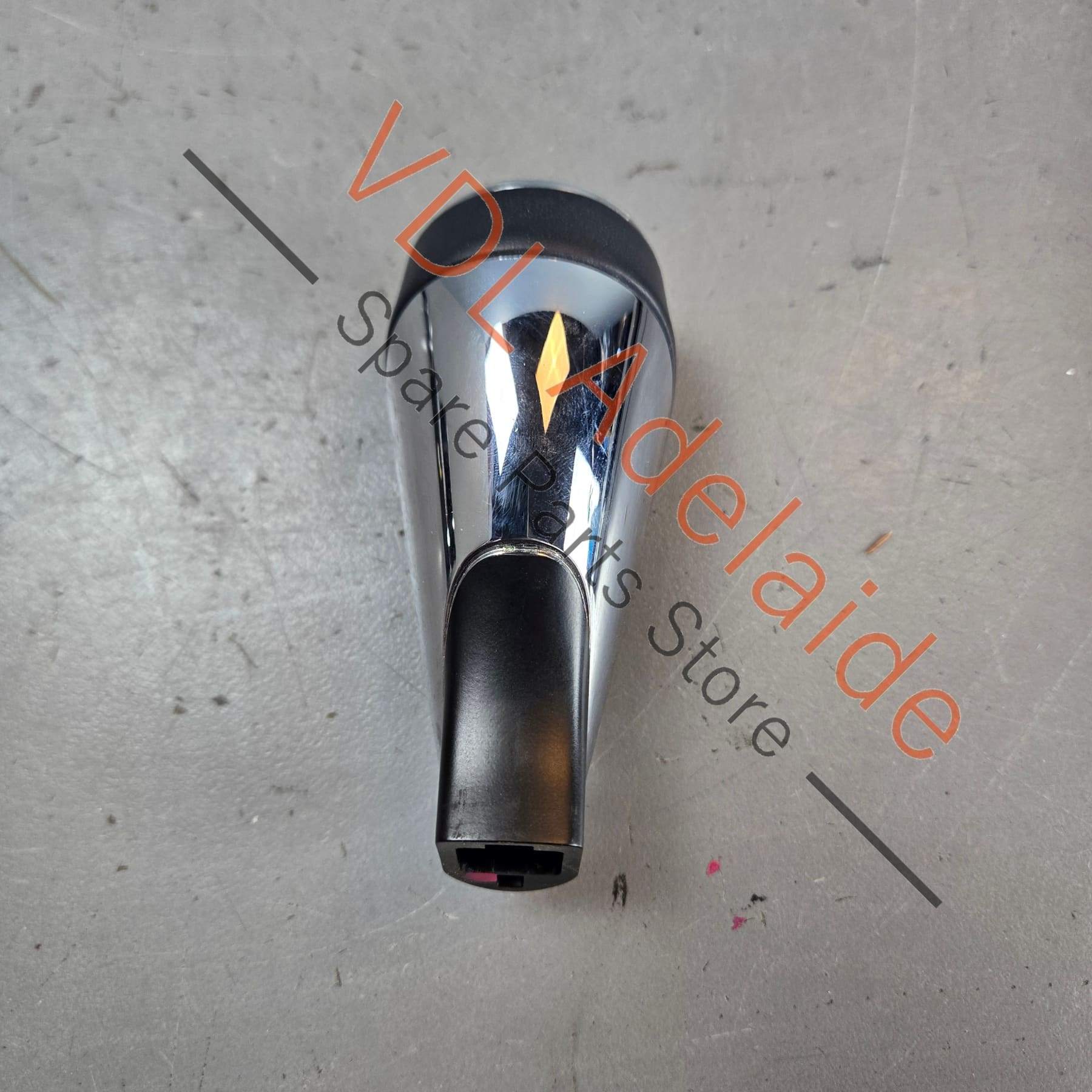 36C711118C    Bentley Bentayga RHD Gear Stick Shifter Knob 36C711118C