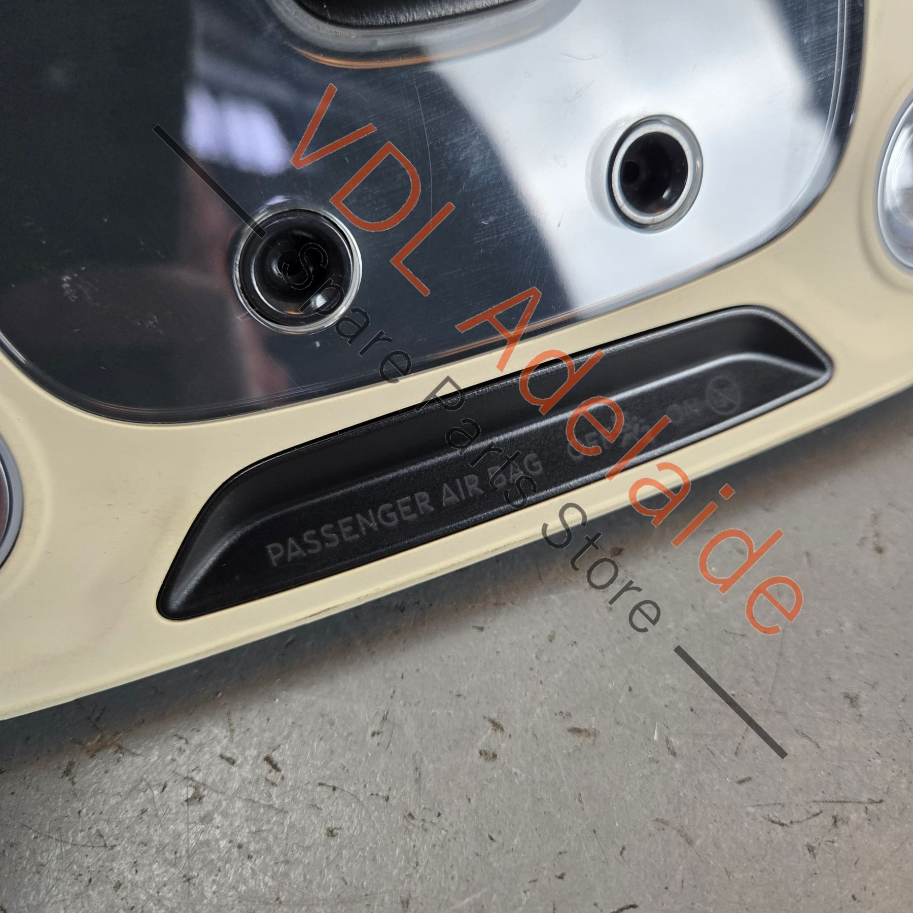 36A947135H 36A947135H51V   Bentley Bentayga Roof Switch Button for Interior Light & Sunroof 36A947135H  51V