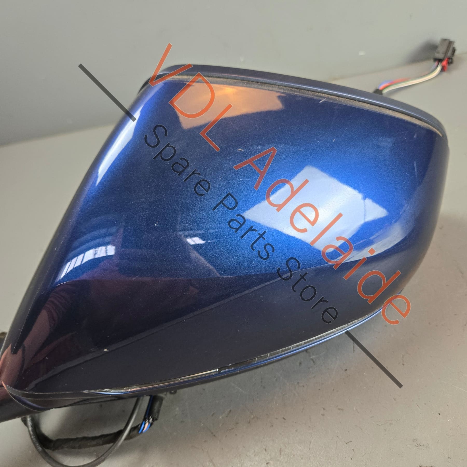 36C857217A 36A857521 36A857537GRU  Bentley Bentayga Left Exterior Mirror Housing Complete for RHD with Surround Camera