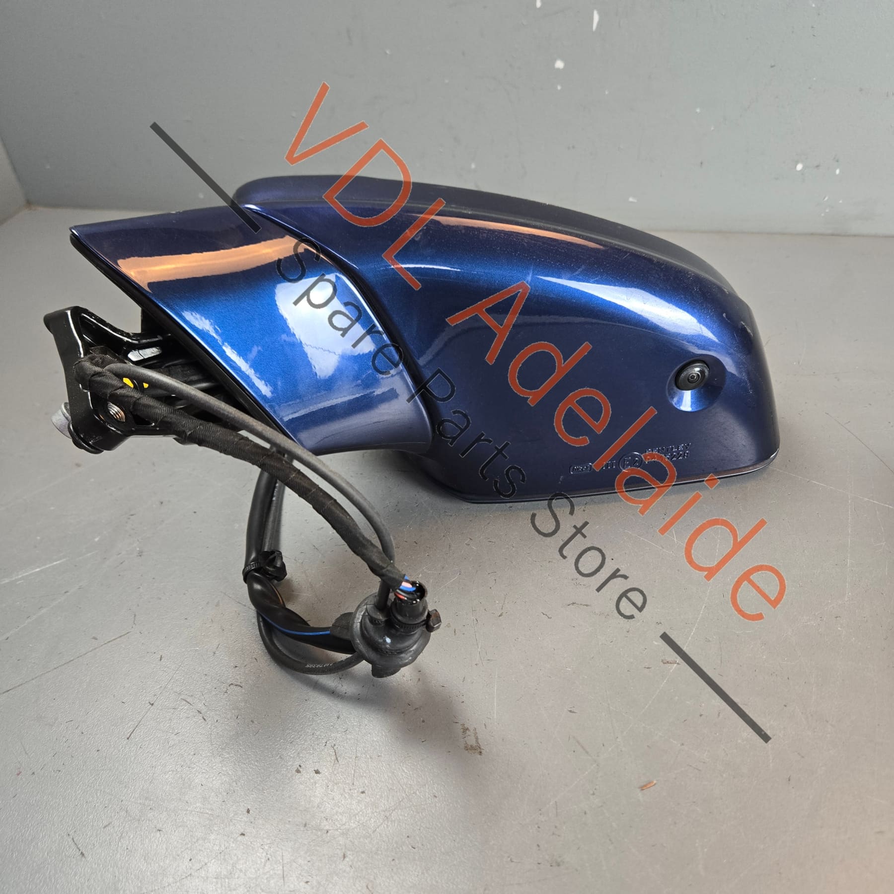 36C857217A 36A857521 36A857537GRU  Bentley Bentayga Left Exterior Mirror Housing Complete for RHD with Surround Camera