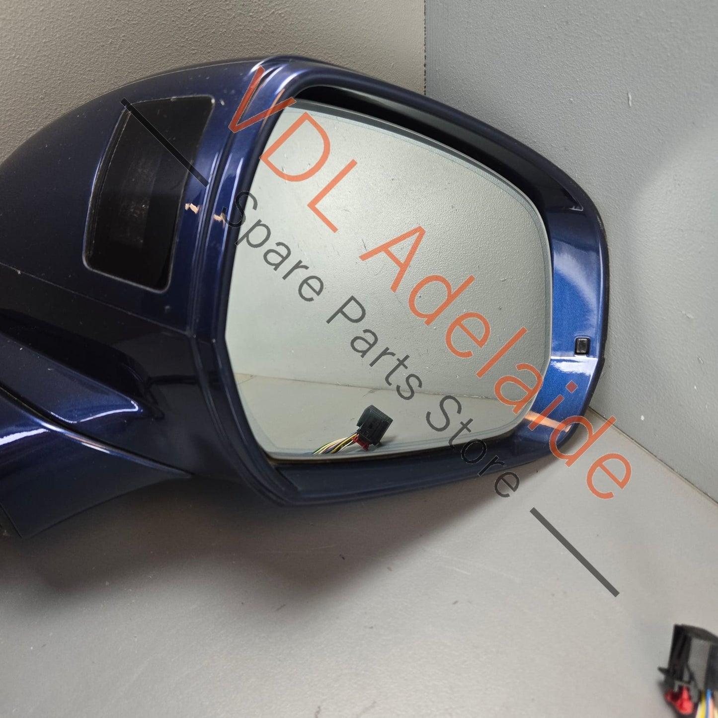 36C857218A 36A857522 36A857538GRU  Bentley Bentayga Right Exterior Mirror Housing Complete for RHD with Surround Camera