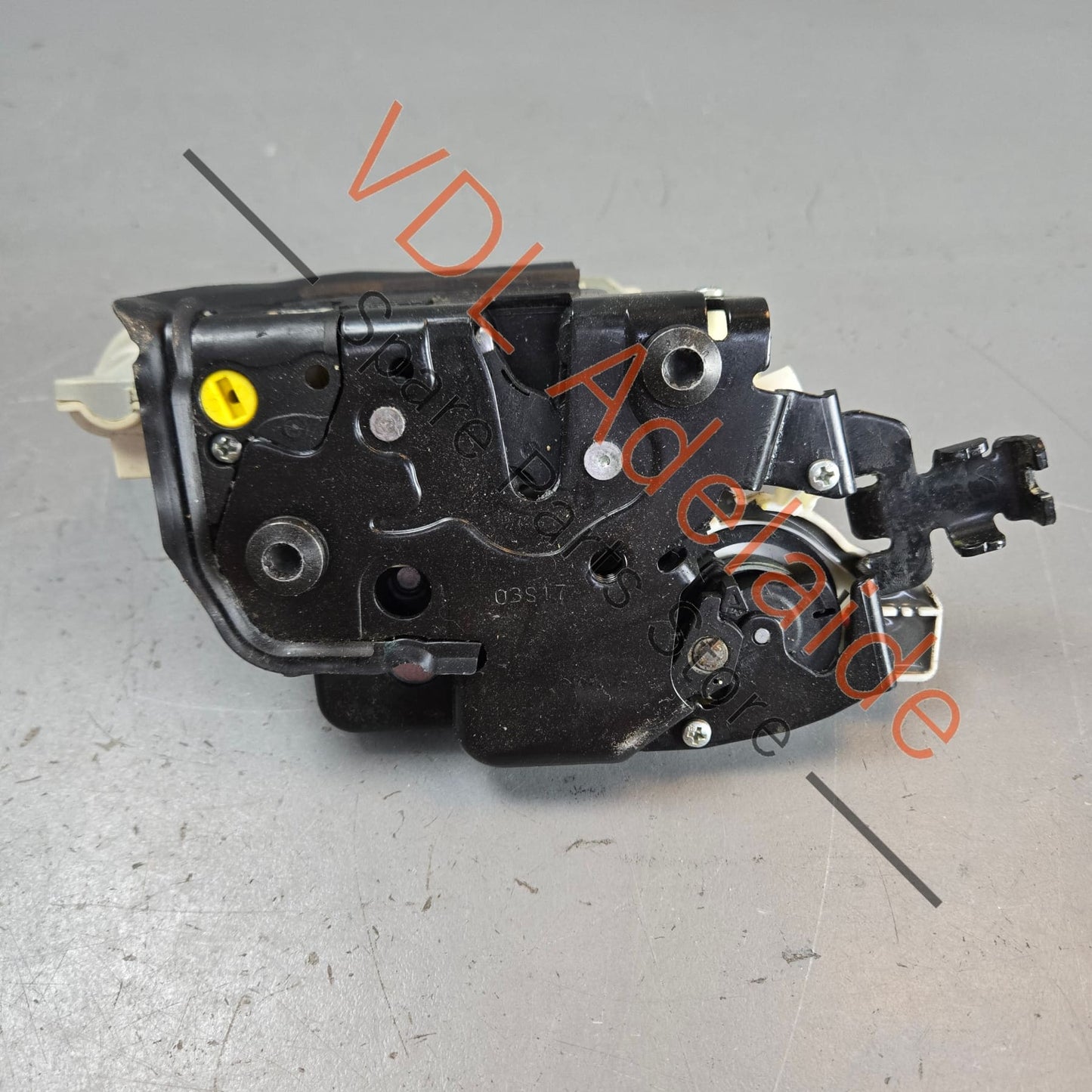 4M2837015D    Audi Q7 Bentley Bentayga Door Lock Module Left Front 4M2837015D