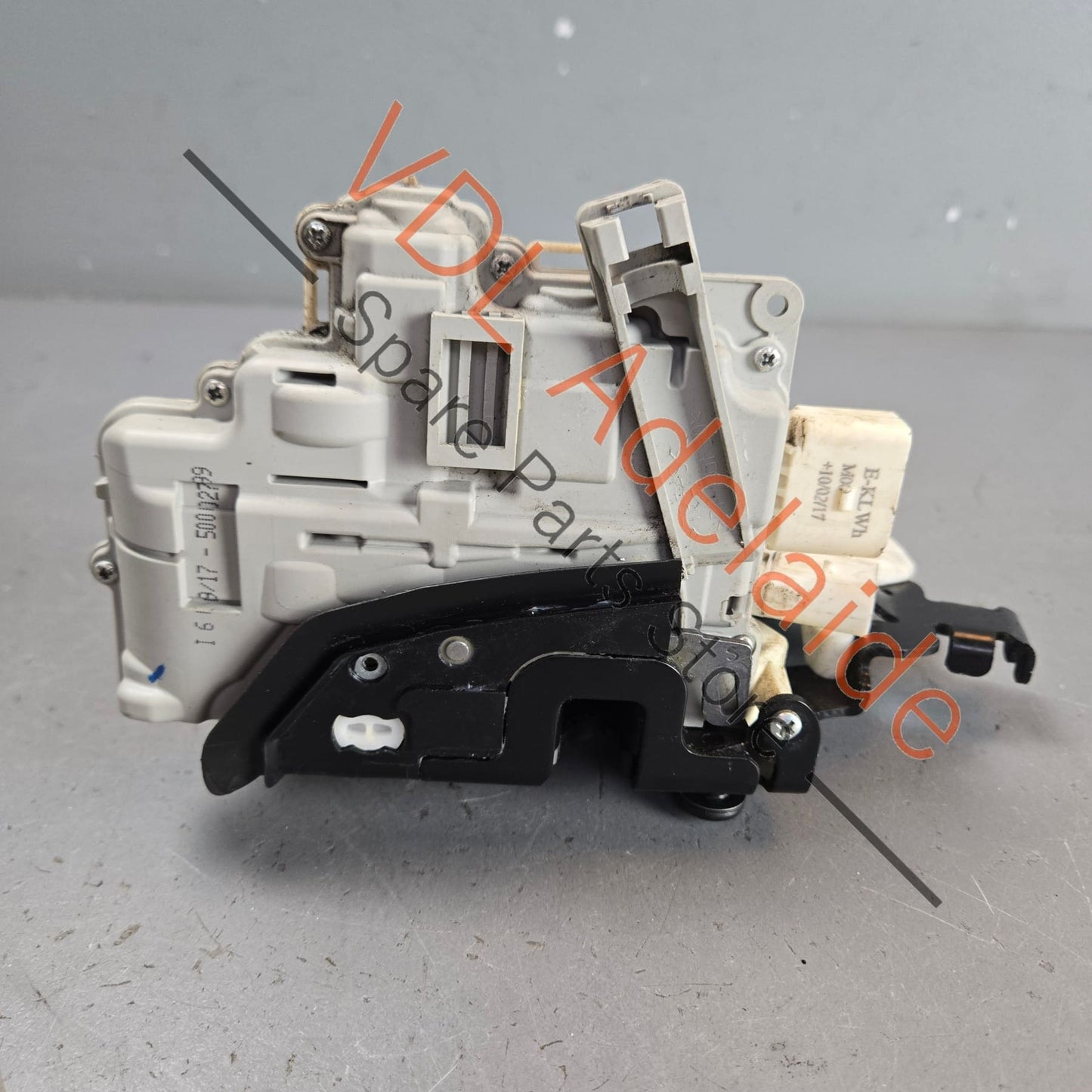 4M0839015J    Audi Q7 Bentley Bentayga Door Lock Module Left Rear 4M0839015J