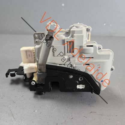 4M2837016F    Audi Q7 Bentley Bentayga Door Lock Module Right Front 4M2837016F