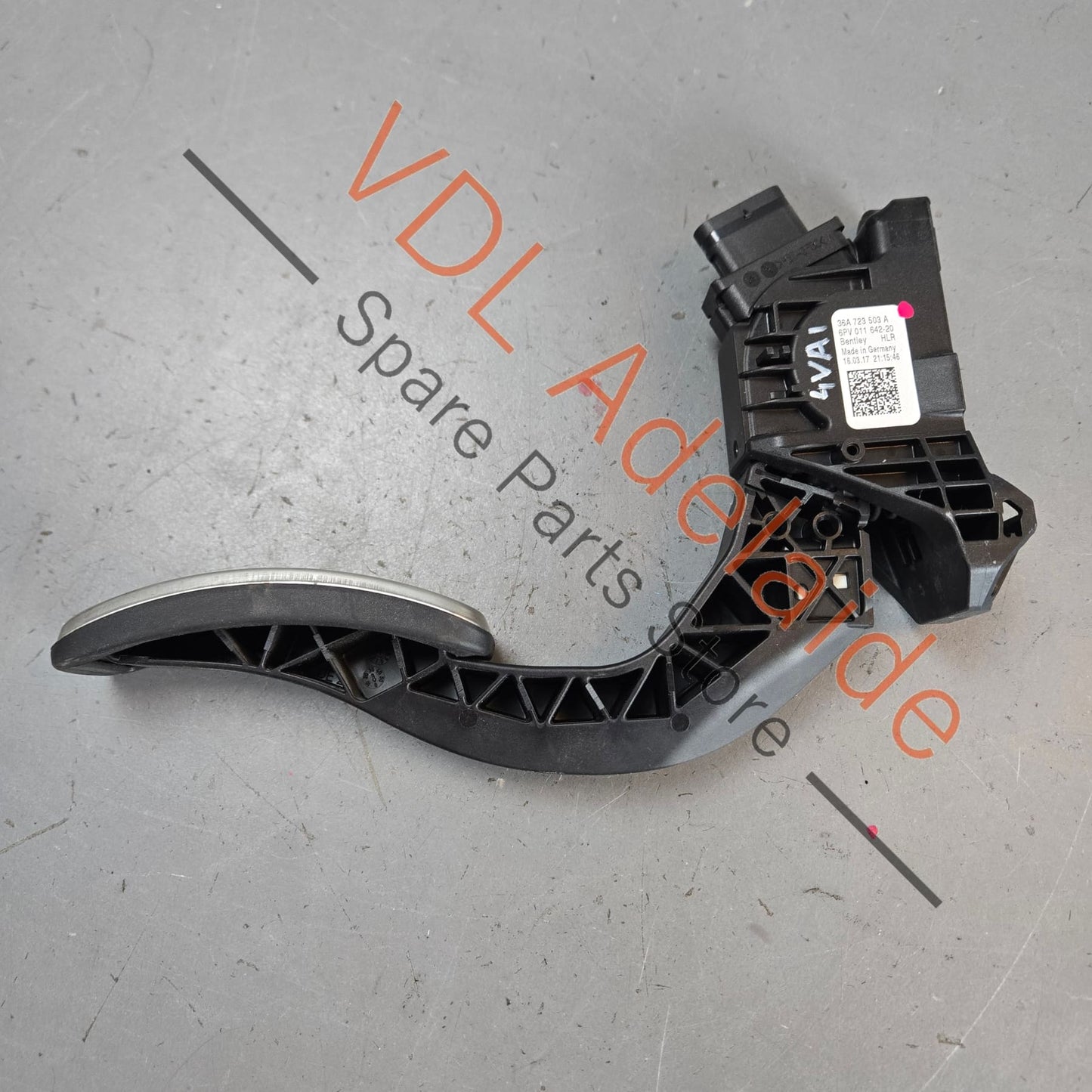 36A723647A 36A723503A   Bentley Bentayga Throttle Pedal 36A723503A 36A723647A