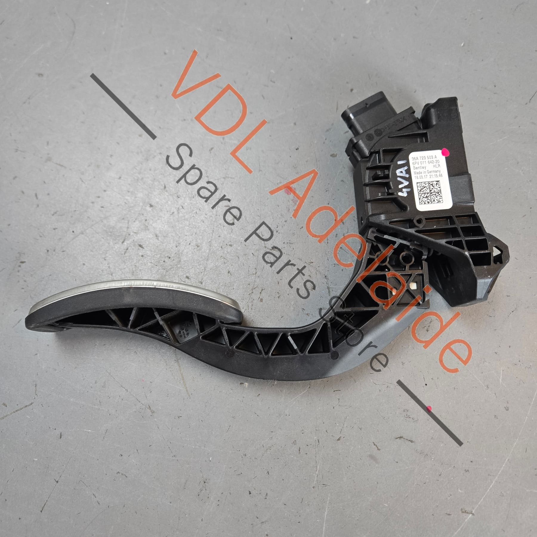 36A723647A 36A723503A   Bentley Bentayga Throttle Pedal 36A723503A 36A723647A