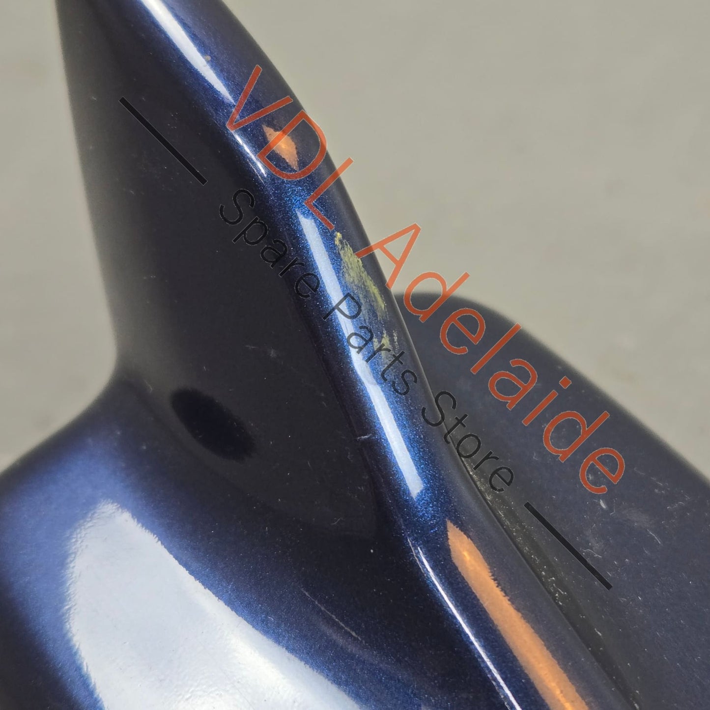 4M0035503K    Bentley Bentayga Audi Q5 Q7 A4 S4 B9 Roof Mounted Shark Fin Antenna Aerial 4M0035503K