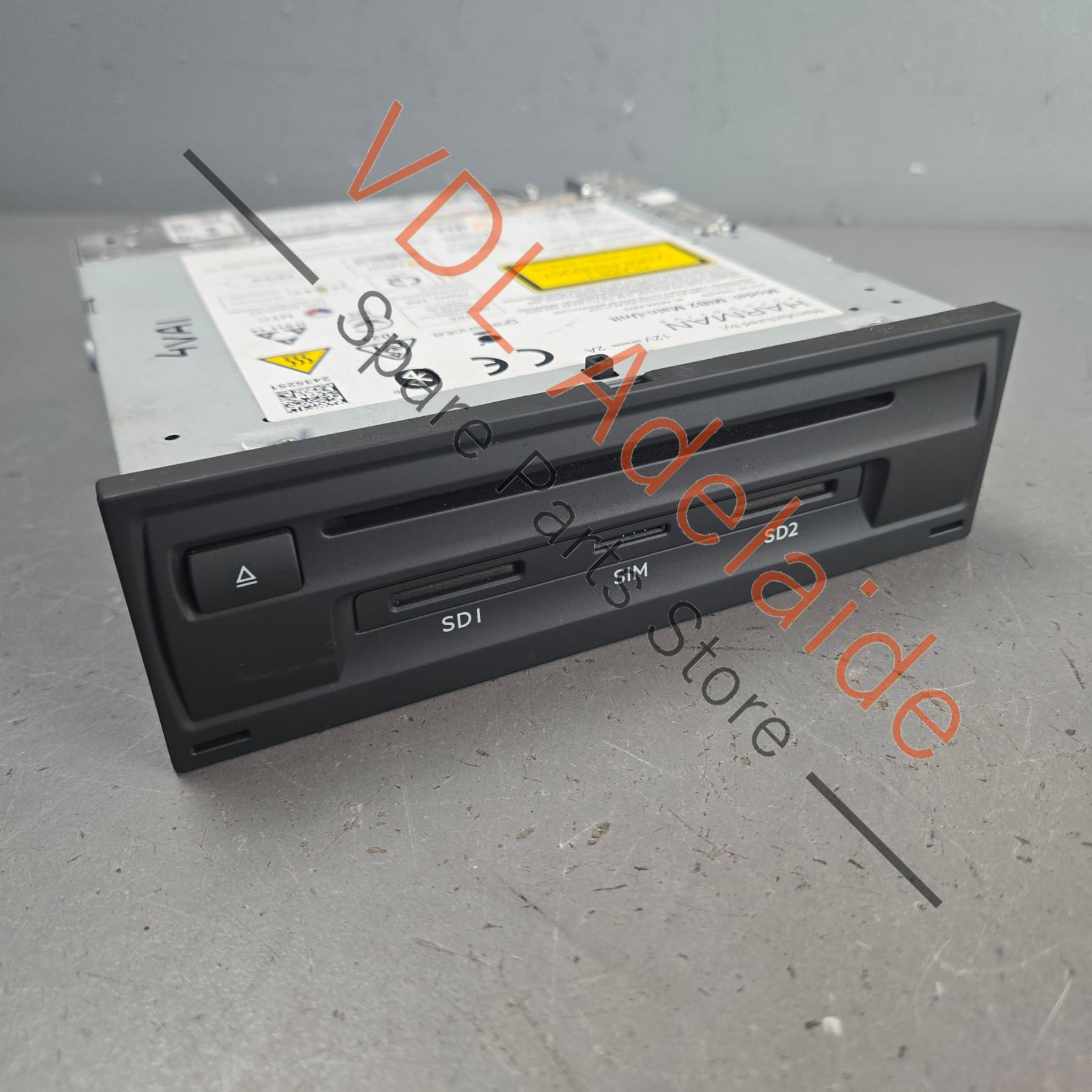 36A035041A    Bentley Bentayga Main Radio Central Computer MIB2 MIB Premium 36A035041A