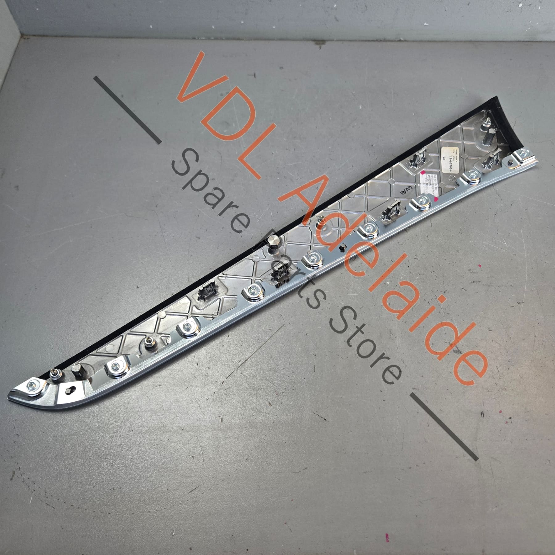 36A864751B 36A8673308AW   Bentley Bentayga Front Left Door Trim Insert Wood Liquid Amber Veneered Interior 36A864751B