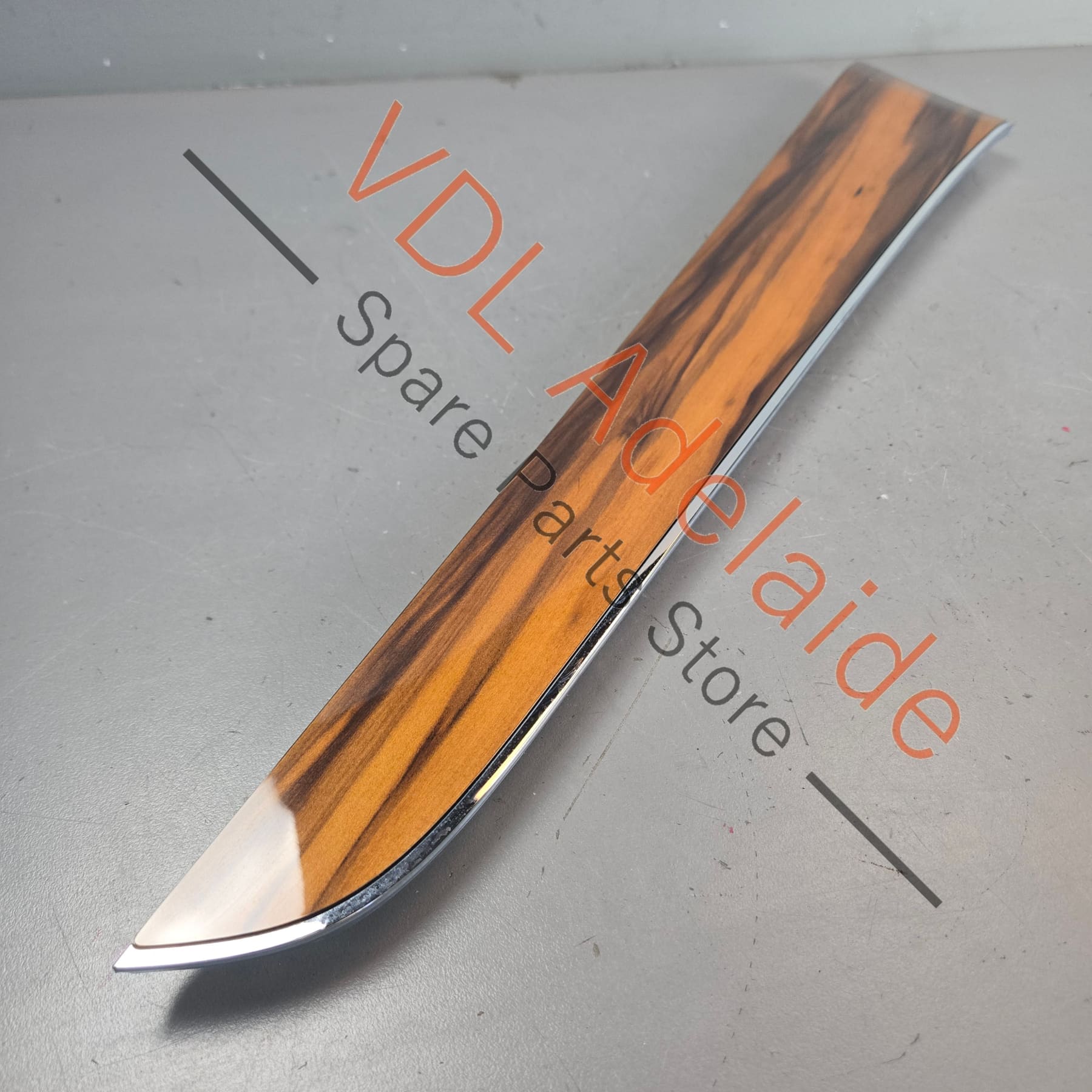 36A864752B 36A8673298AW   Bentley Bentayga Front Right Door Trim Insert Wood Liquid Amber Veneered Interior 36A864752B