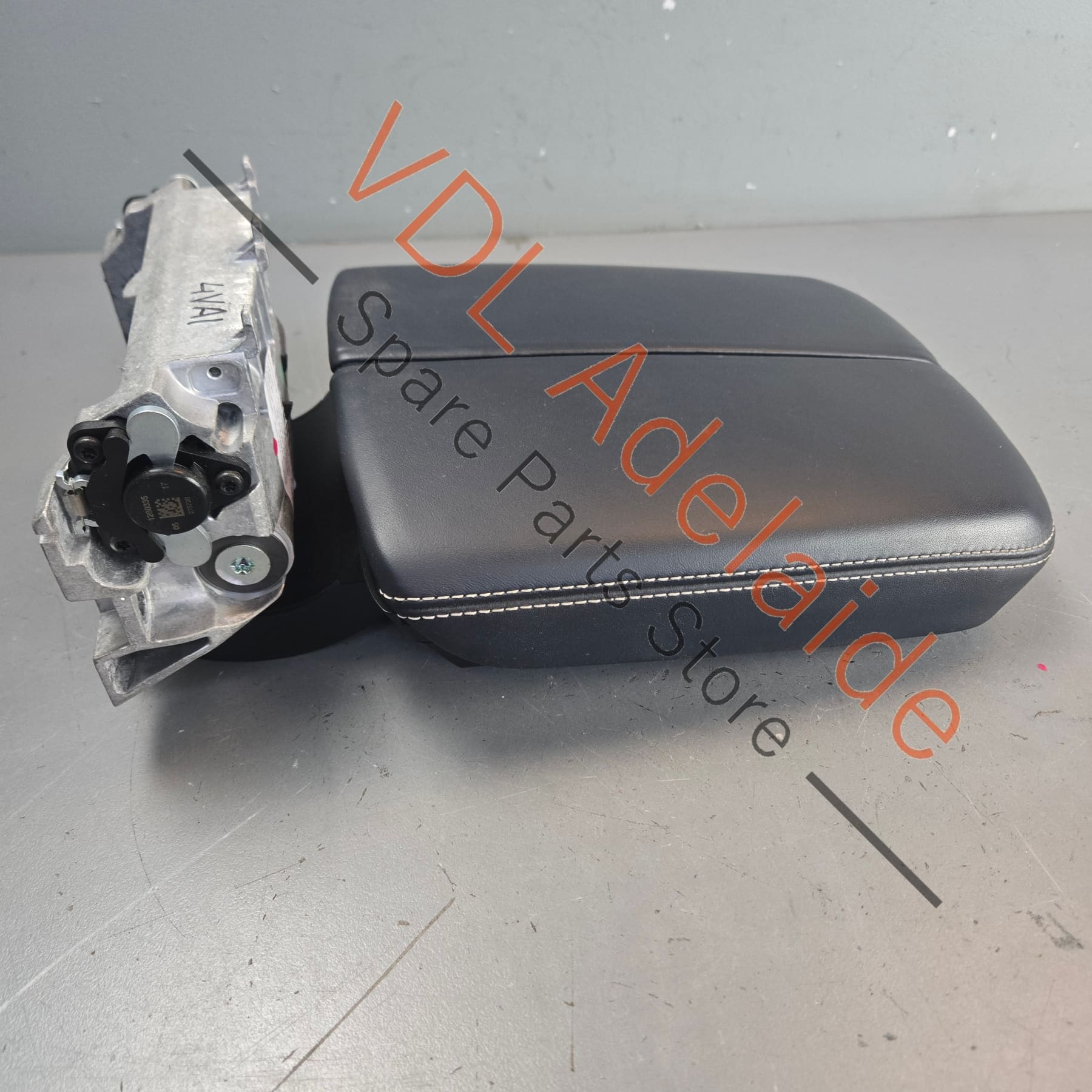 36A864207A 36A864207CV66   Bentley Bentayga Centre Armrest Arm Rest Imperial Blue Leather 36A864207C 36A864207CV66