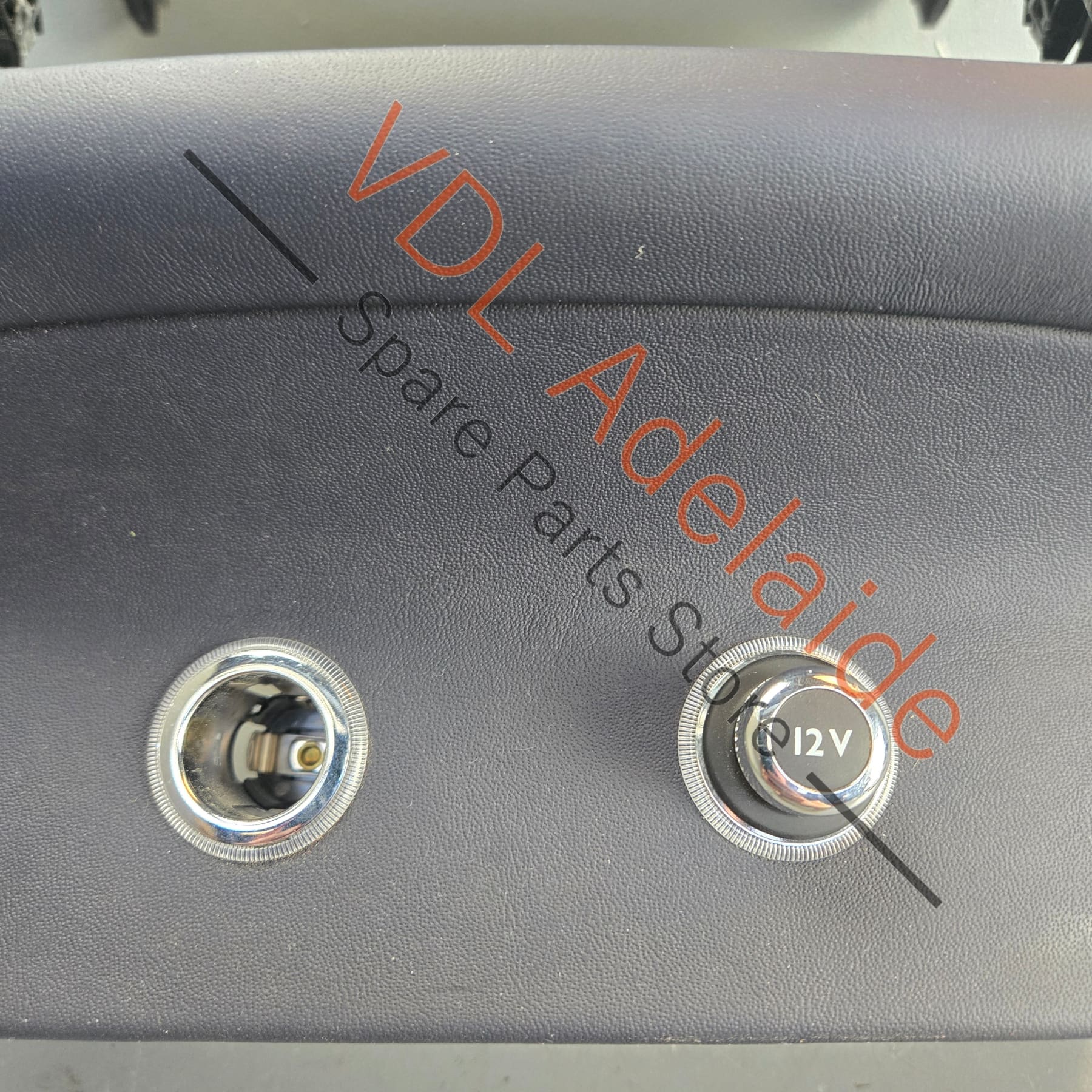 36A885517    Bentley Bentayga Centre Console End Cover Imperial Blue Leather 36A885517