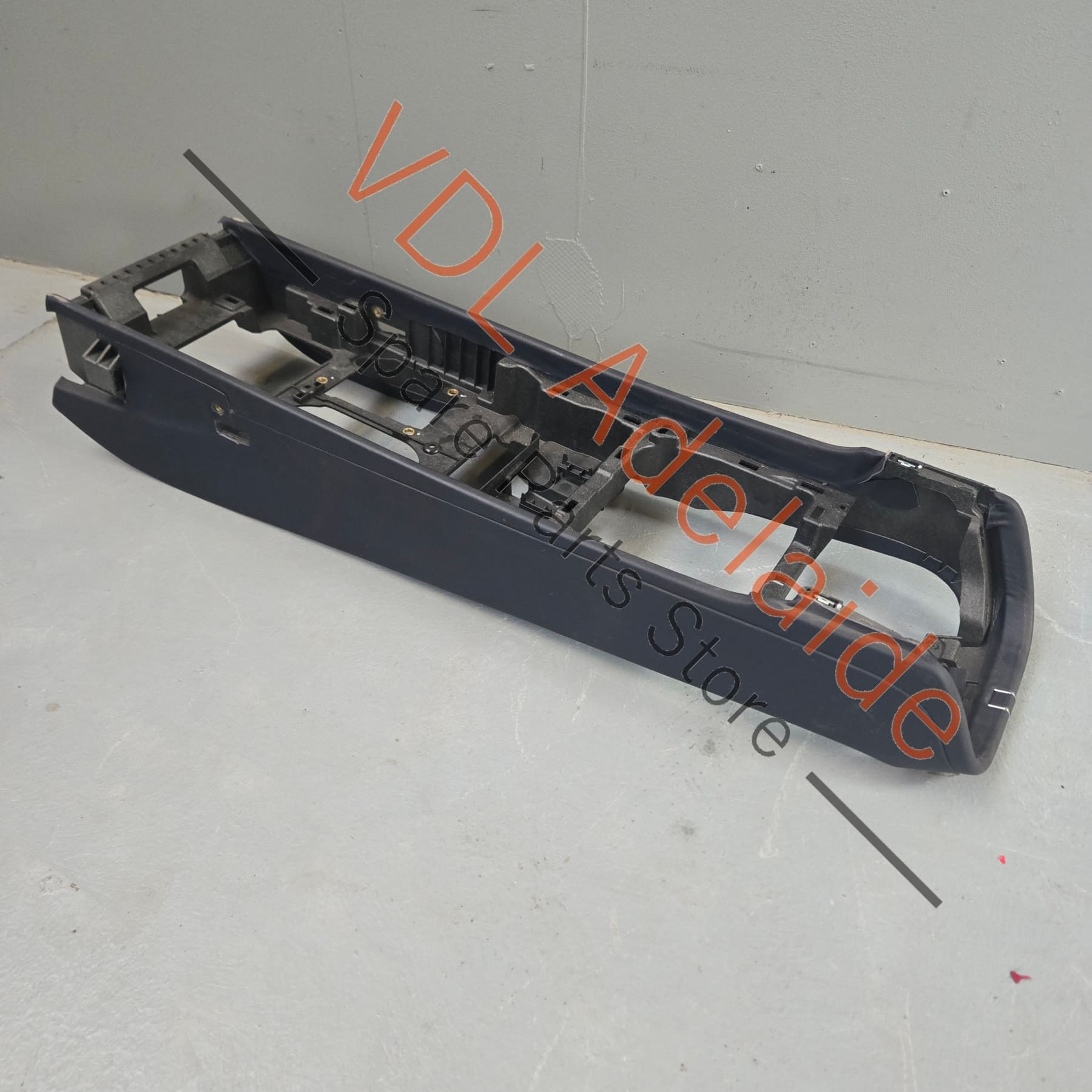 36C863243B    Bentley Bentayga Centre Console Base Trim Imperial Blue Leather 36C863243B