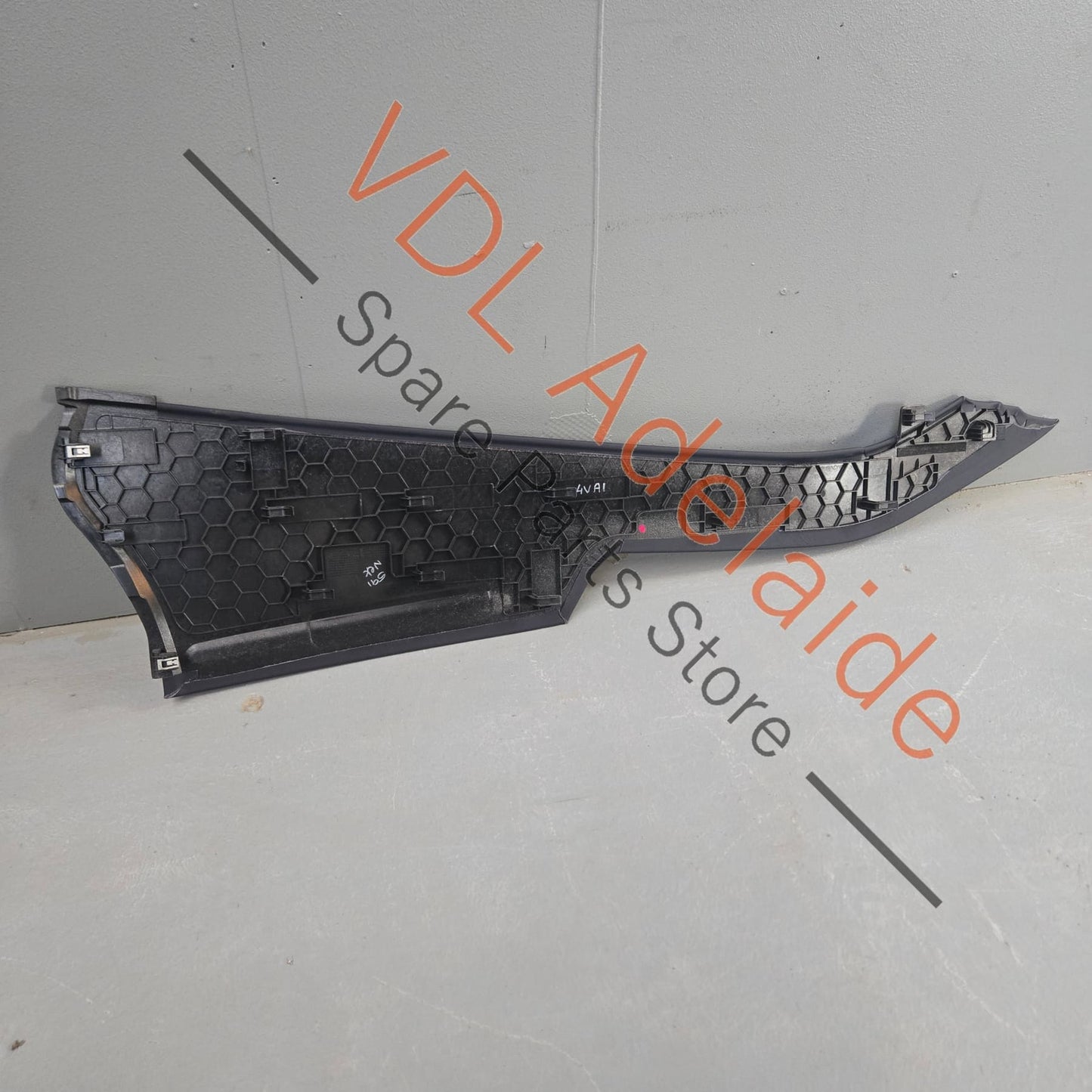36A863239    Bentley Bentayga Centre Console Left Side Panel Trim Imperial Blue Leather 36A863239