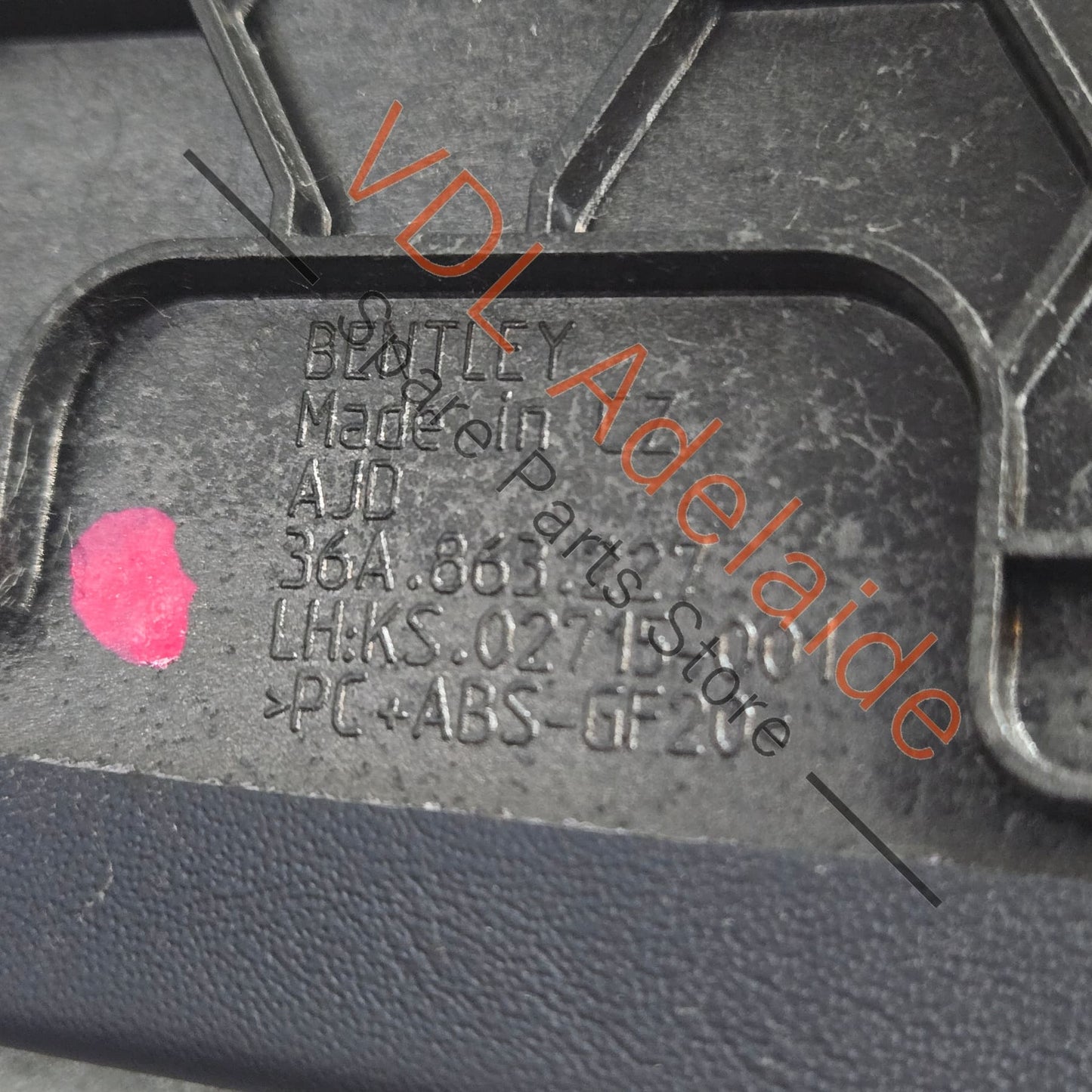 36A863239    Bentley Bentayga Centre Console Left Side Panel Trim Imperial Blue Leather 36A863239