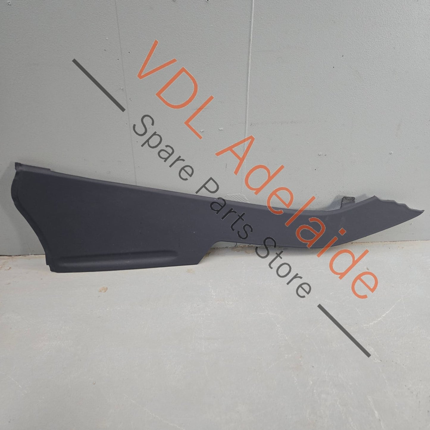 36A863240    Bentley Bentayga Centre Console Right Side Panel Trim Imperial Blue Leather 36A863240