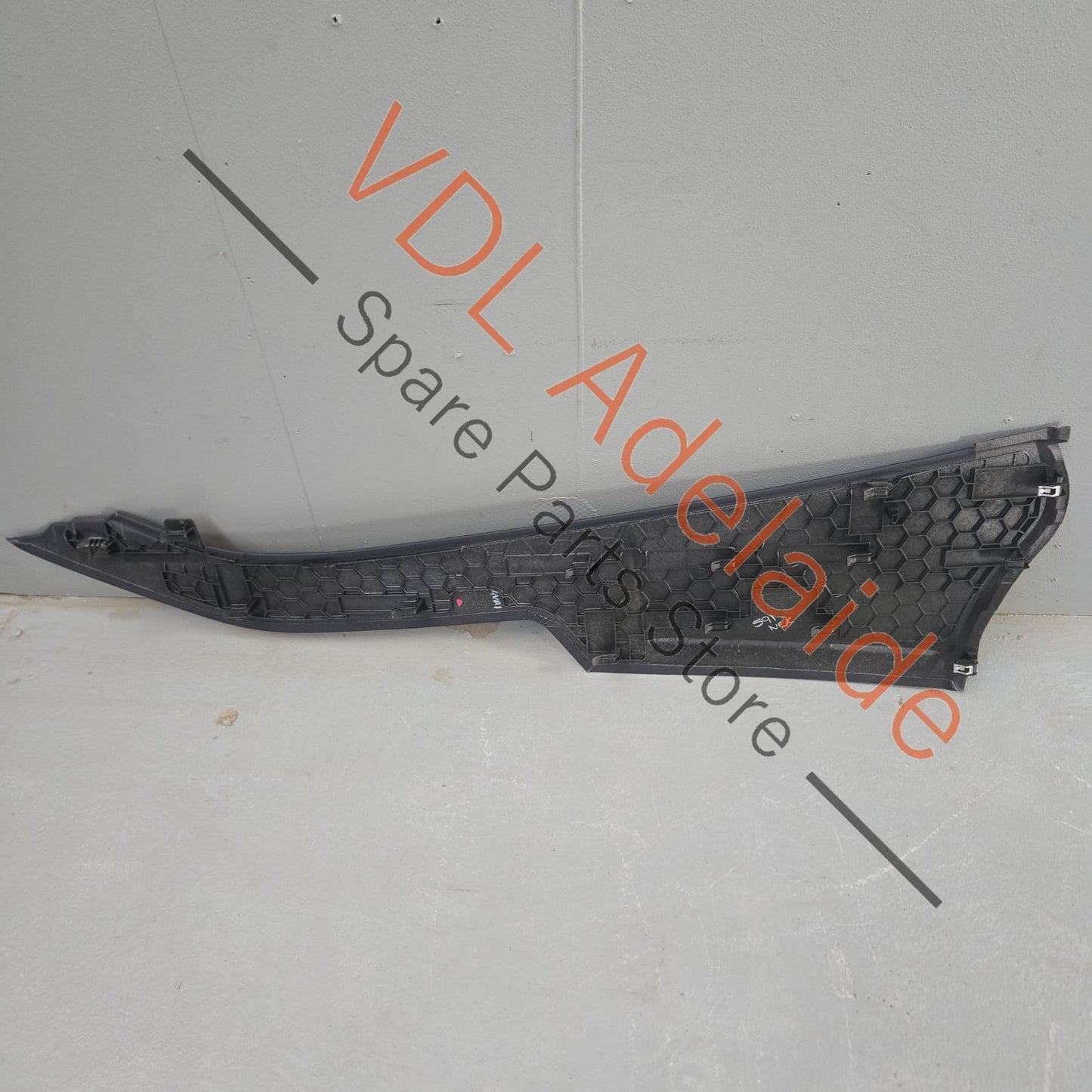 36A863240    Bentley Bentayga Centre Console Right Side Panel Trim Imperial Blue Leather 36A863240