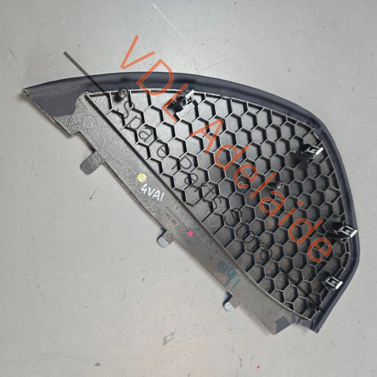 36A858247 36A858217   Bentley Bentayga Left Dashboard End Cover Side Panel Trim Imperial Blue Leather 36A858247