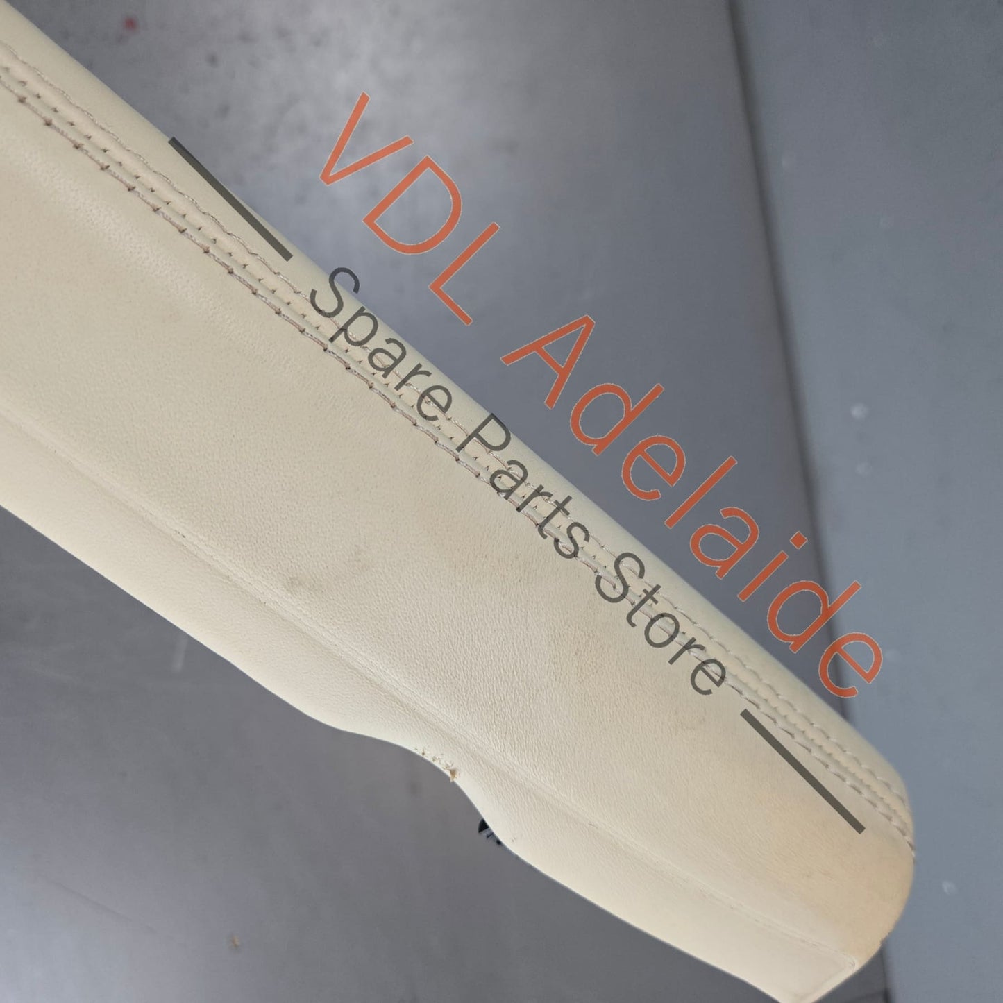 36C868109 36C868110   Bentley Bentayga Left Side Lower Glovebox Dashboard Trim Linen Leather 36C868109