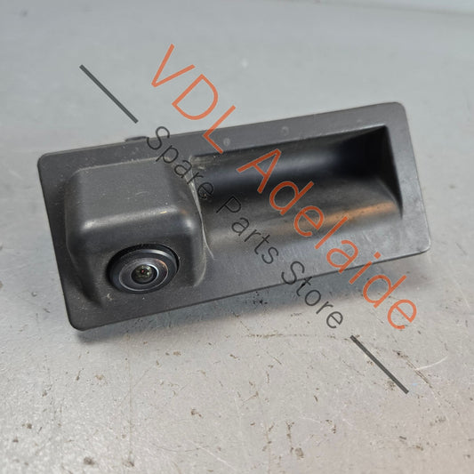 4M0827566B    Bentley Bentayga Audi Q7 Rear Reverse Camera 4M0827566B