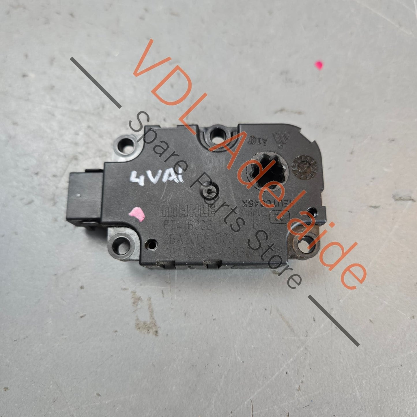     VW Audi Bentley Air Conditioning Vent Flap Motor ZBAT0084D03 Mahle ET416003