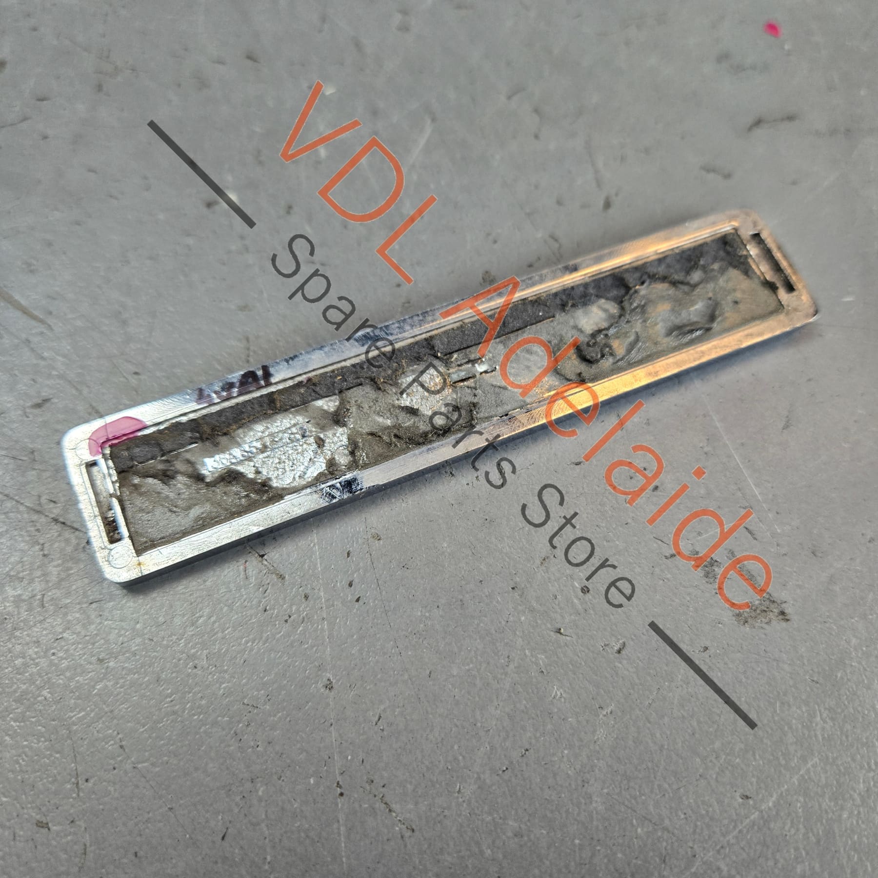 36A853688F    Bentley Bentayga Fender Badge V8 Diesel Emblem 36A853688F