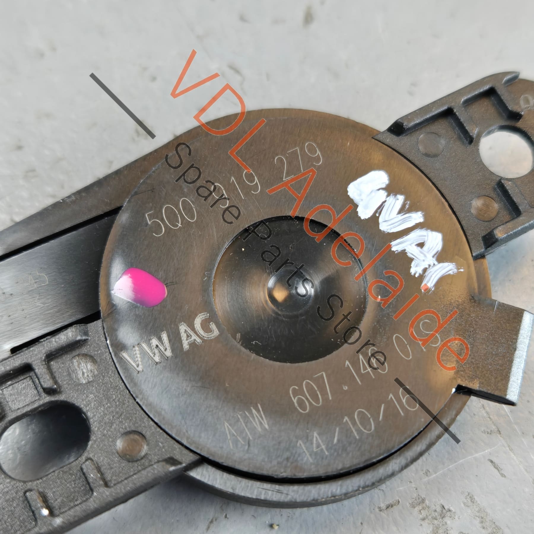 5Q0919279    VW Audi Bentley Interior Warning Buzzer Speaker 5Q0919279