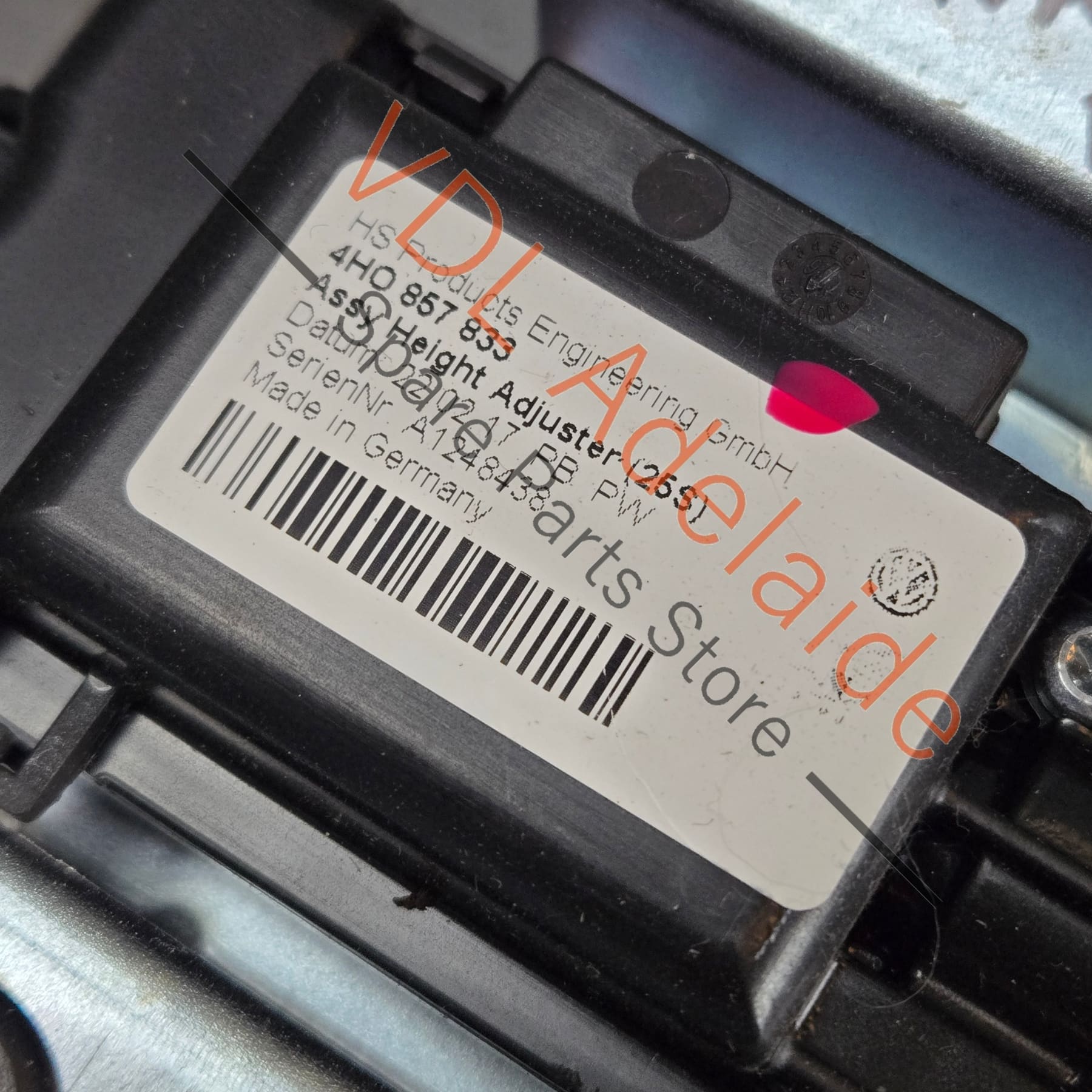 4H0857833    VW Audi Bentley Seatbelt Height Adjustment Motor 4H0857833