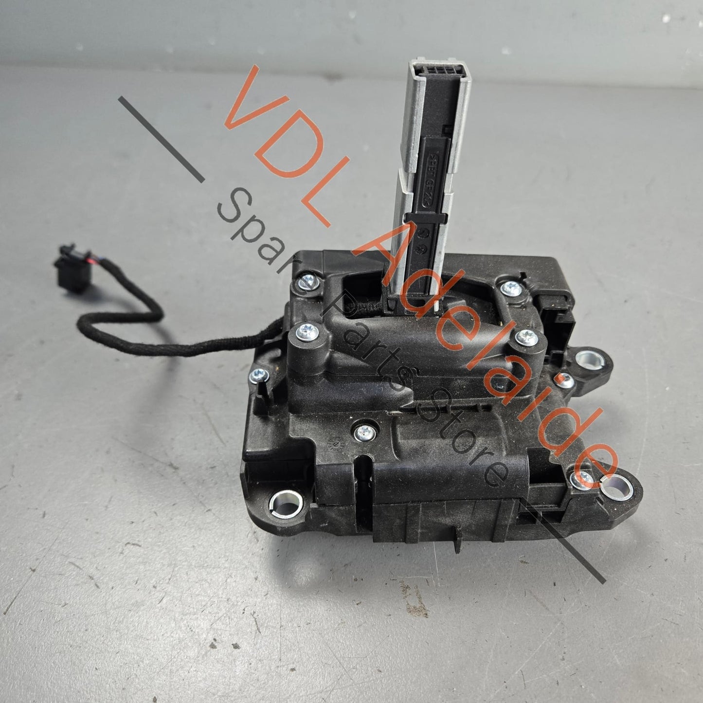 36C713041B 36C713041C   Bentley Bentayga Gear Selector Handle Shifter Lever 36C713041B 36C713041C