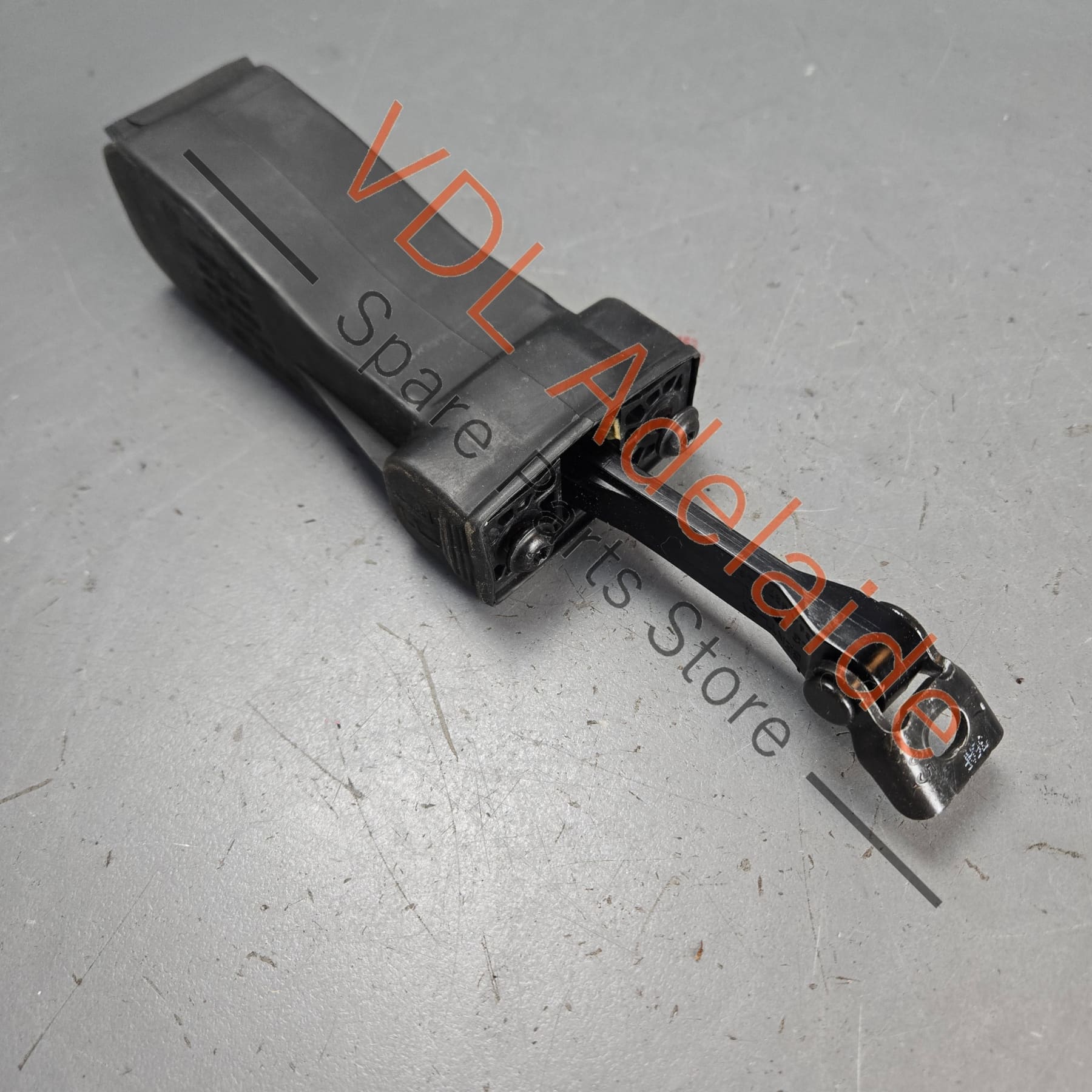 36A837267    Bentley Bentayga Front Door Check Strap 36A837267