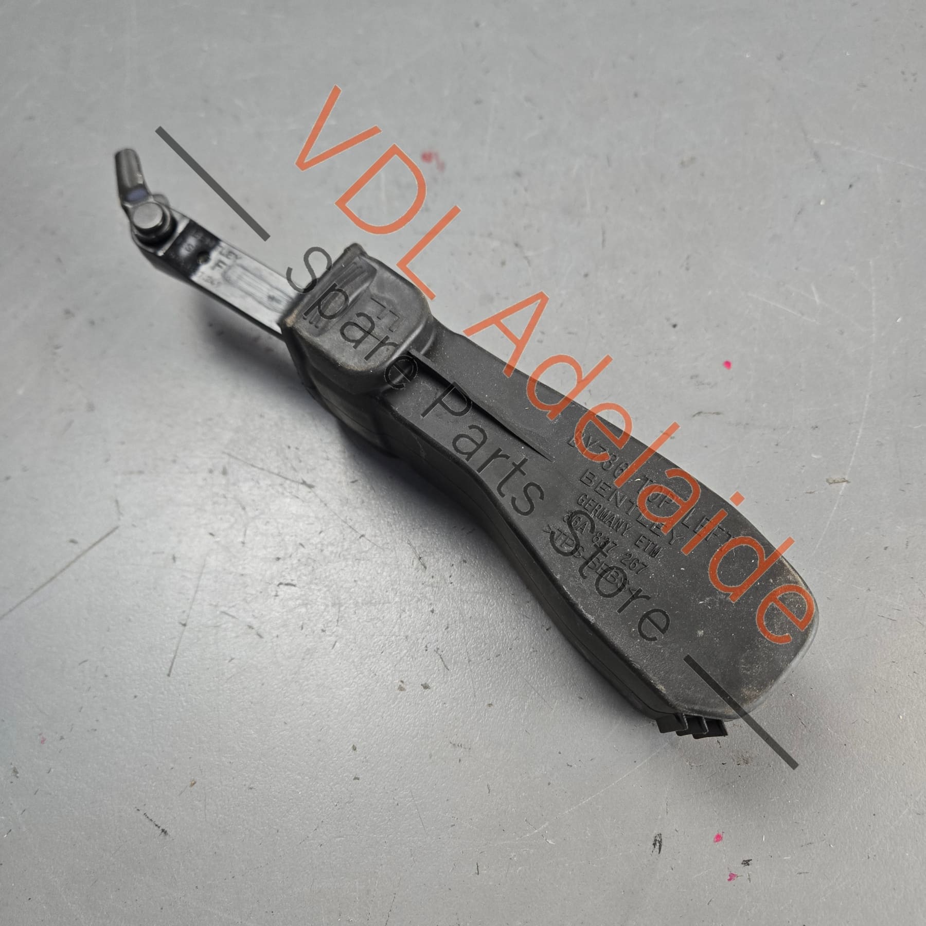 36A837267    Bentley Bentayga Front Door Check Strap 36A837267