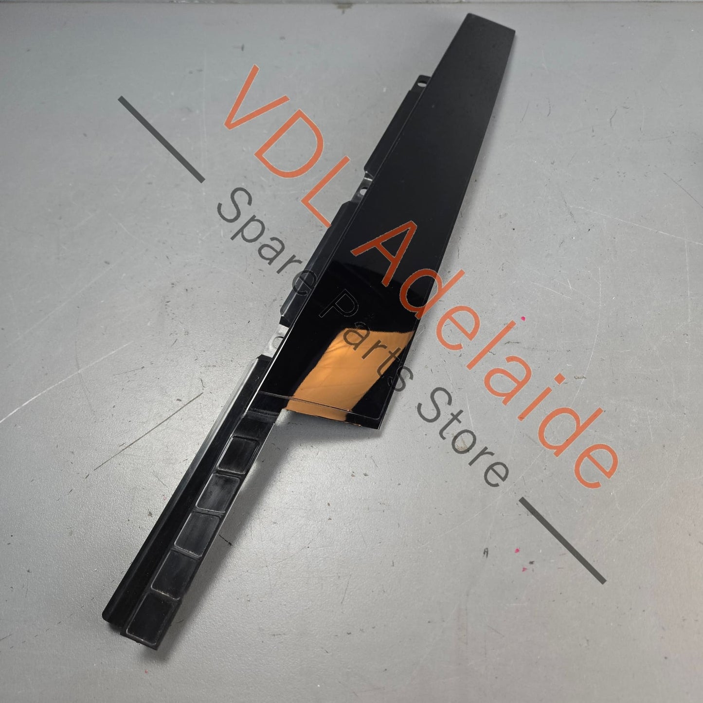 36A837901    Bentley Bentayga Exterior B Pillar Trim Gloss Black 36A837901 Front Left