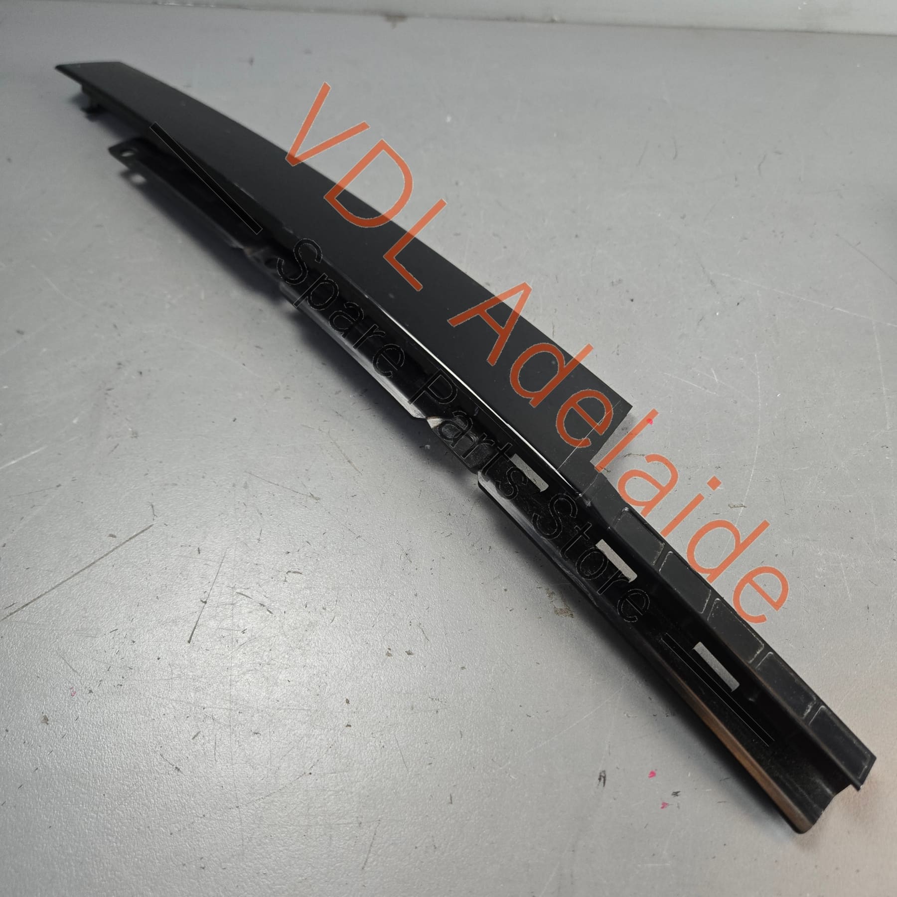 36A837901    Bentley Bentayga Exterior B Pillar Trim Gloss Black 36A837901 Front Left