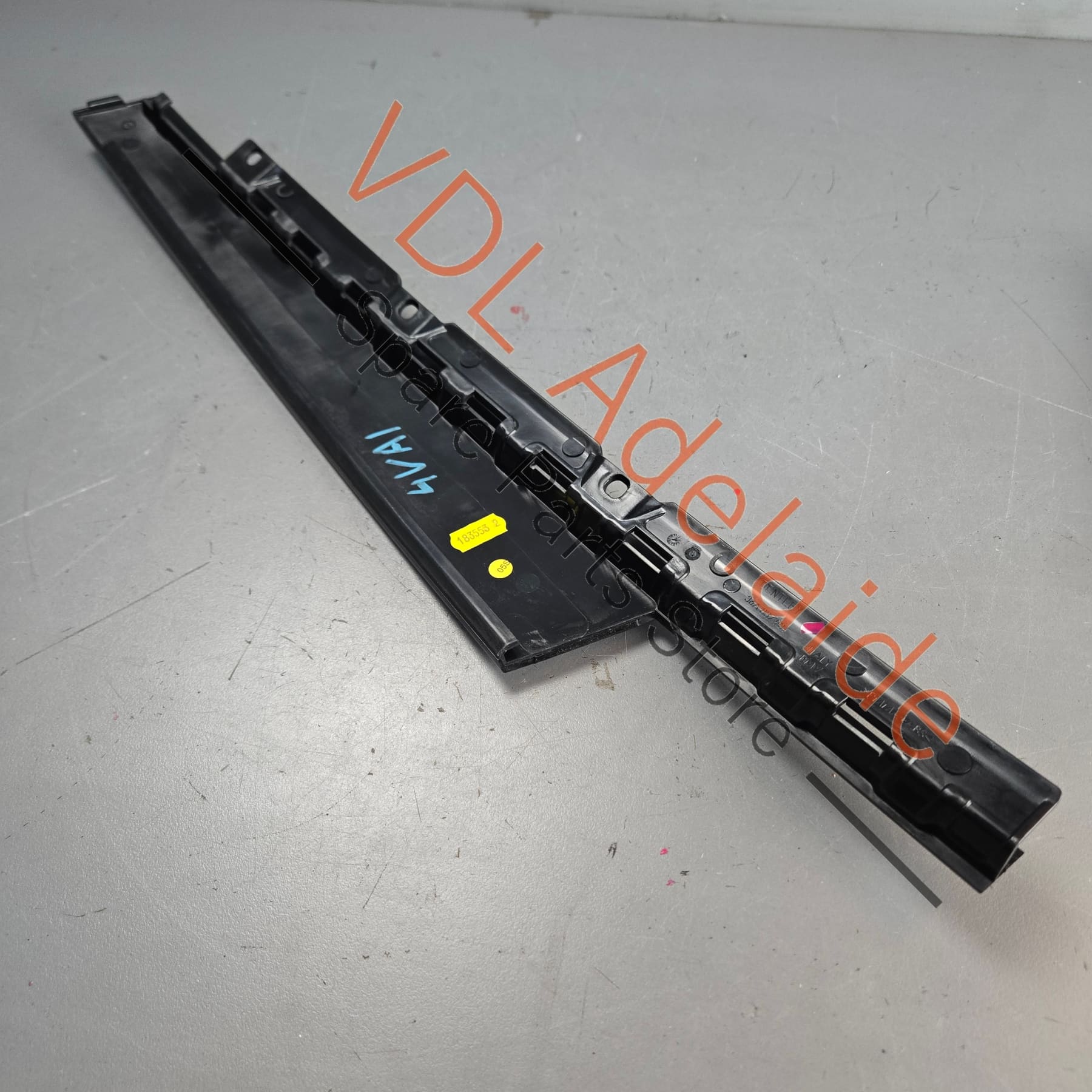 36A837901    Bentley Bentayga Exterior B Pillar Trim Gloss Black 36A837901 Front Left