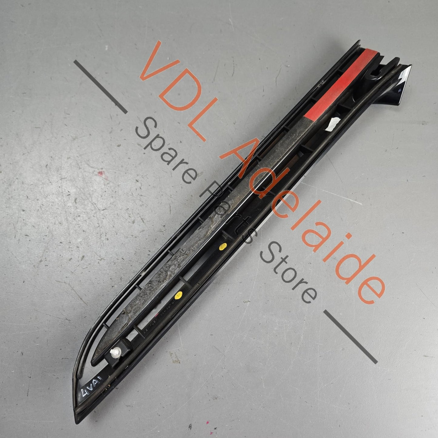 36A827206    Bentley Bentayga Rear Boot Hatch Aerodynamic Trim 36A827206 Right