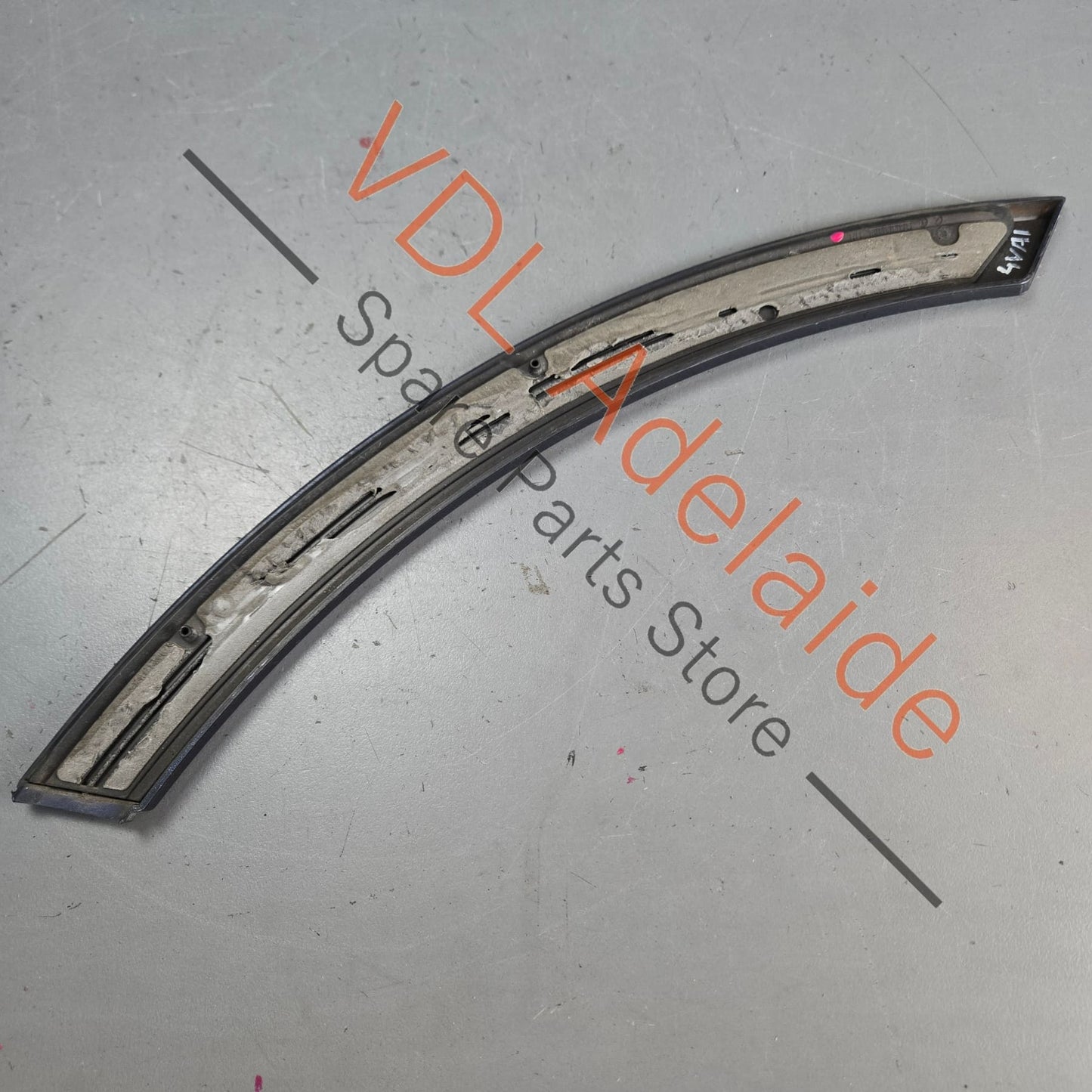 36A854820    Bentley Bentayga Right Rear Door Wheel Arch Extension Molding 36A854820