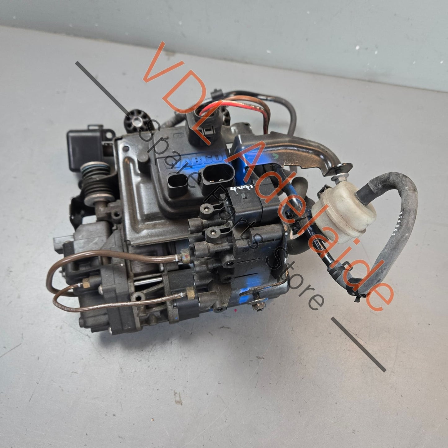 4M0616005G 4M0616013A   GENUINE OEM Audi SQ7 Bentley Bentayga Air Suspension Pump and Valve Block 4M0616005G 4M0616013A