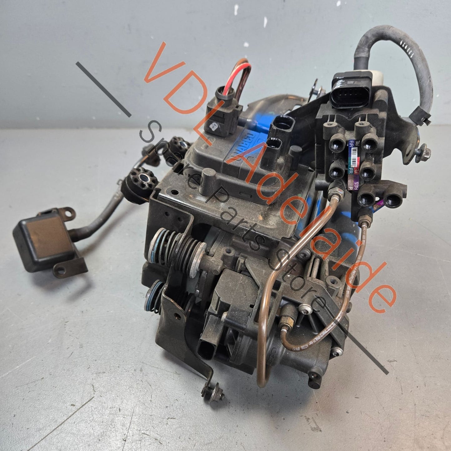4M0616005G 4M0616013A   GENUINE OEM Audi SQ7 Bentley Bentayga Air Suspension Pump and Valve Block 4M0616005G 4M0616013A