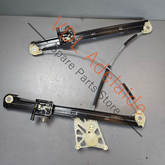4M0837462A    Audi Q7 Bentley Bentayga Front Right Window Regulator 4M0837462A