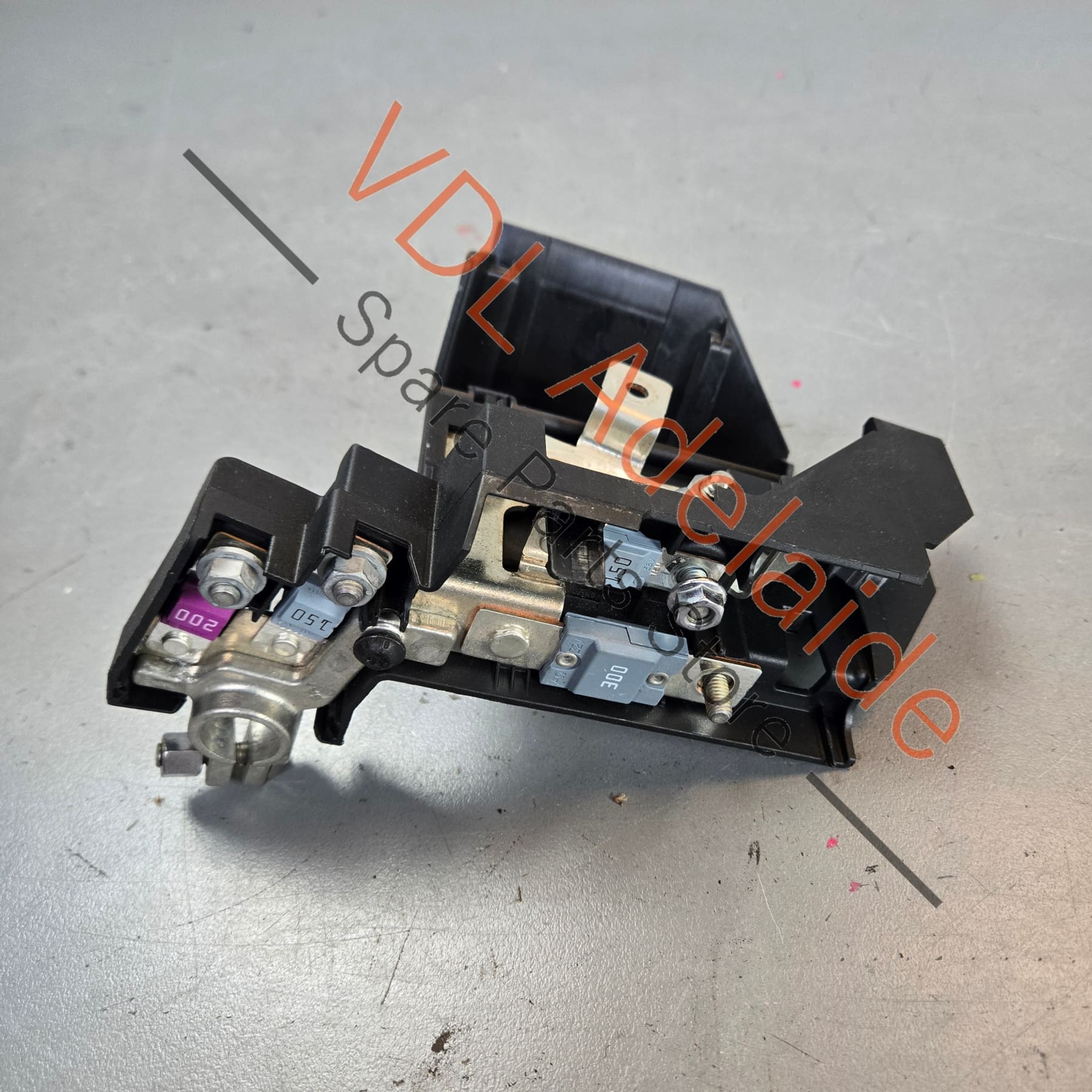 4M0915459B    Audi Q7 Bentley Bentayga Main Battery Fuse +ve 4M0915459B 150A 250A 200A 300A