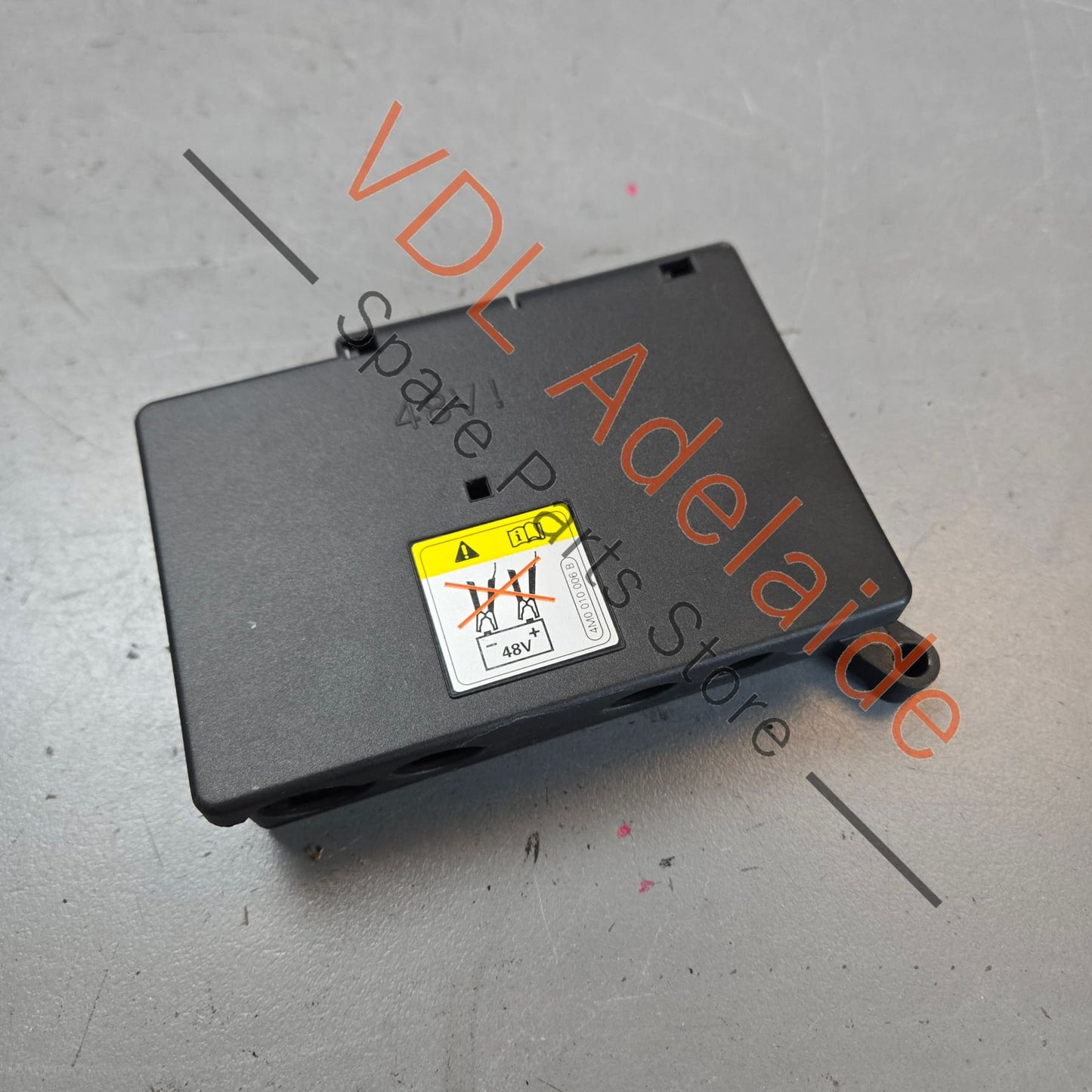 4M0941828G    Audi Q7 Bentley Bentayga Main Fuse Block 4M0941828G 150A