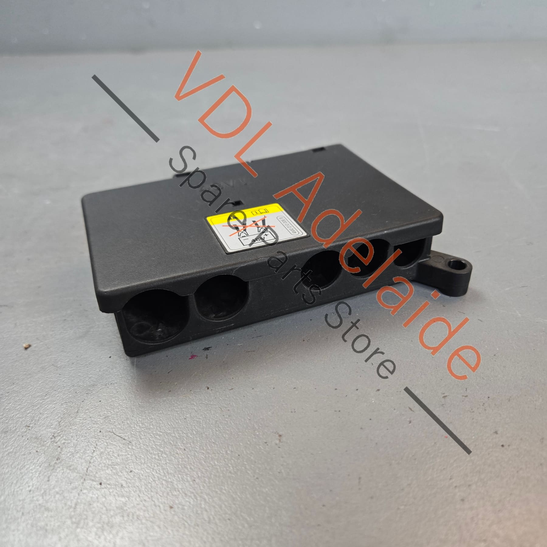 4M0941828G    Audi Q7 Bentley Bentayga Main Fuse Block 4M0941828G 150A