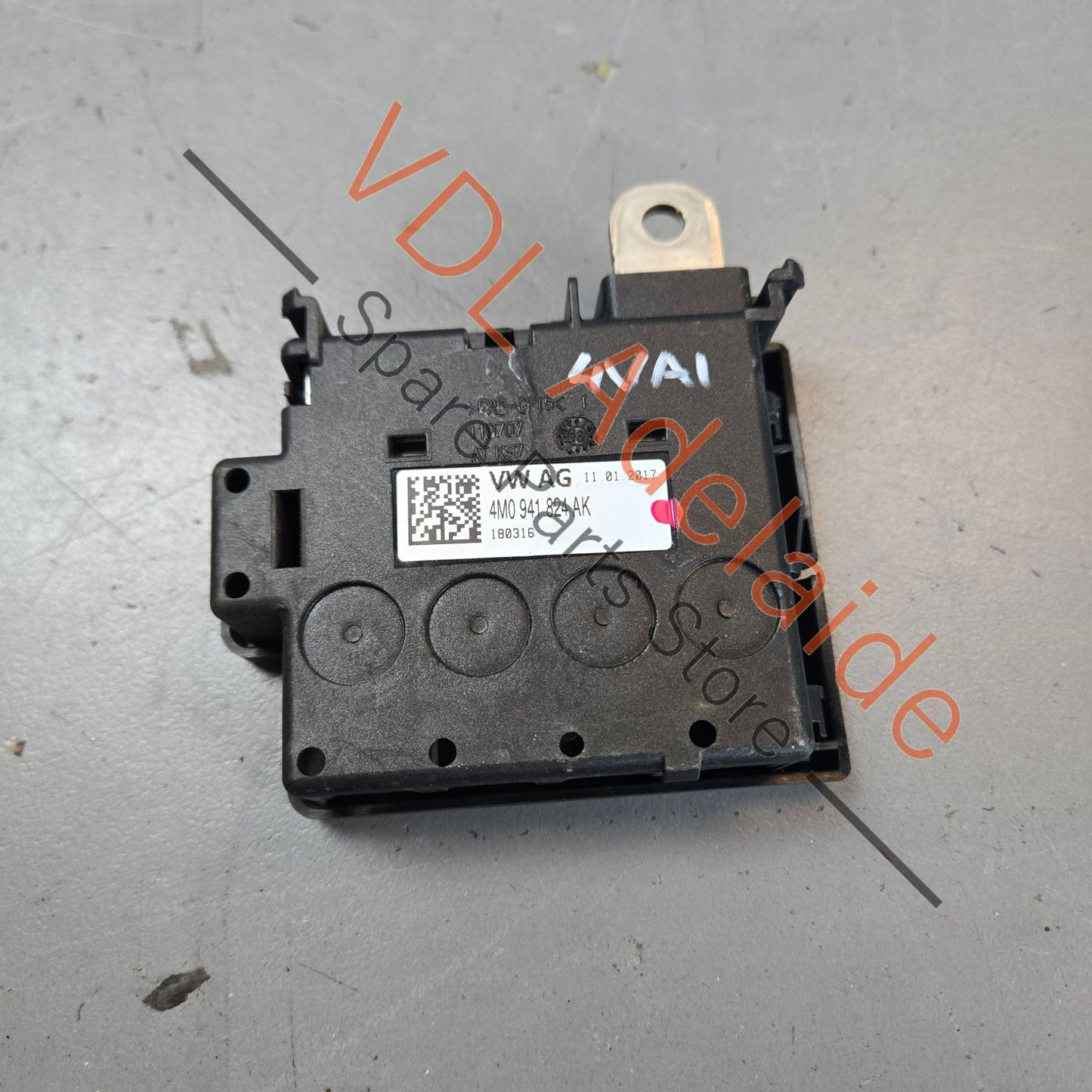 4M0941824AK    Audi Q7 Bentley Bentayga Main Fuse Block 4M0941824AK 70A 80A