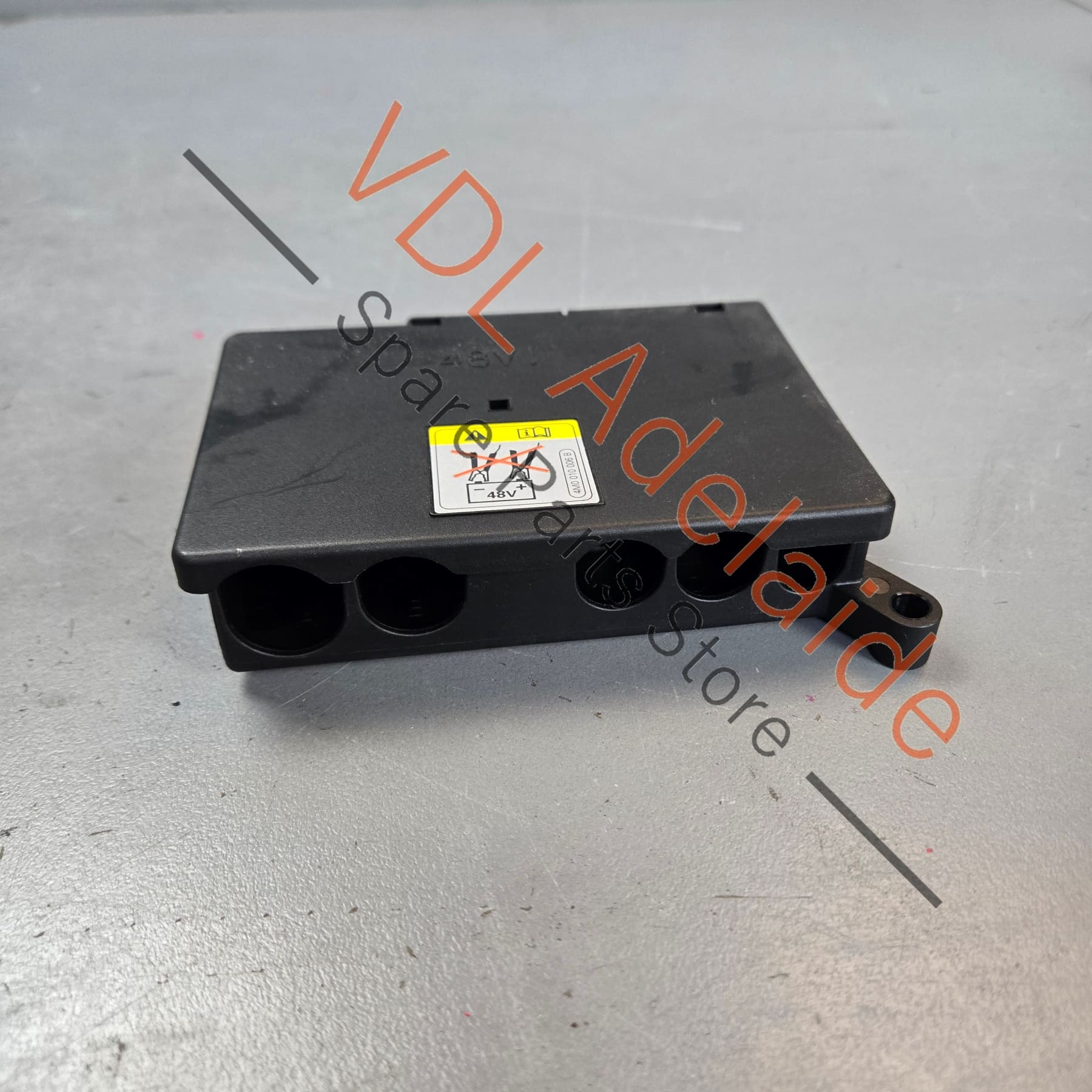 4M0941828J    Audi Q7 Bentley Bentayga Main Fuse Block 4M0941828J 125A